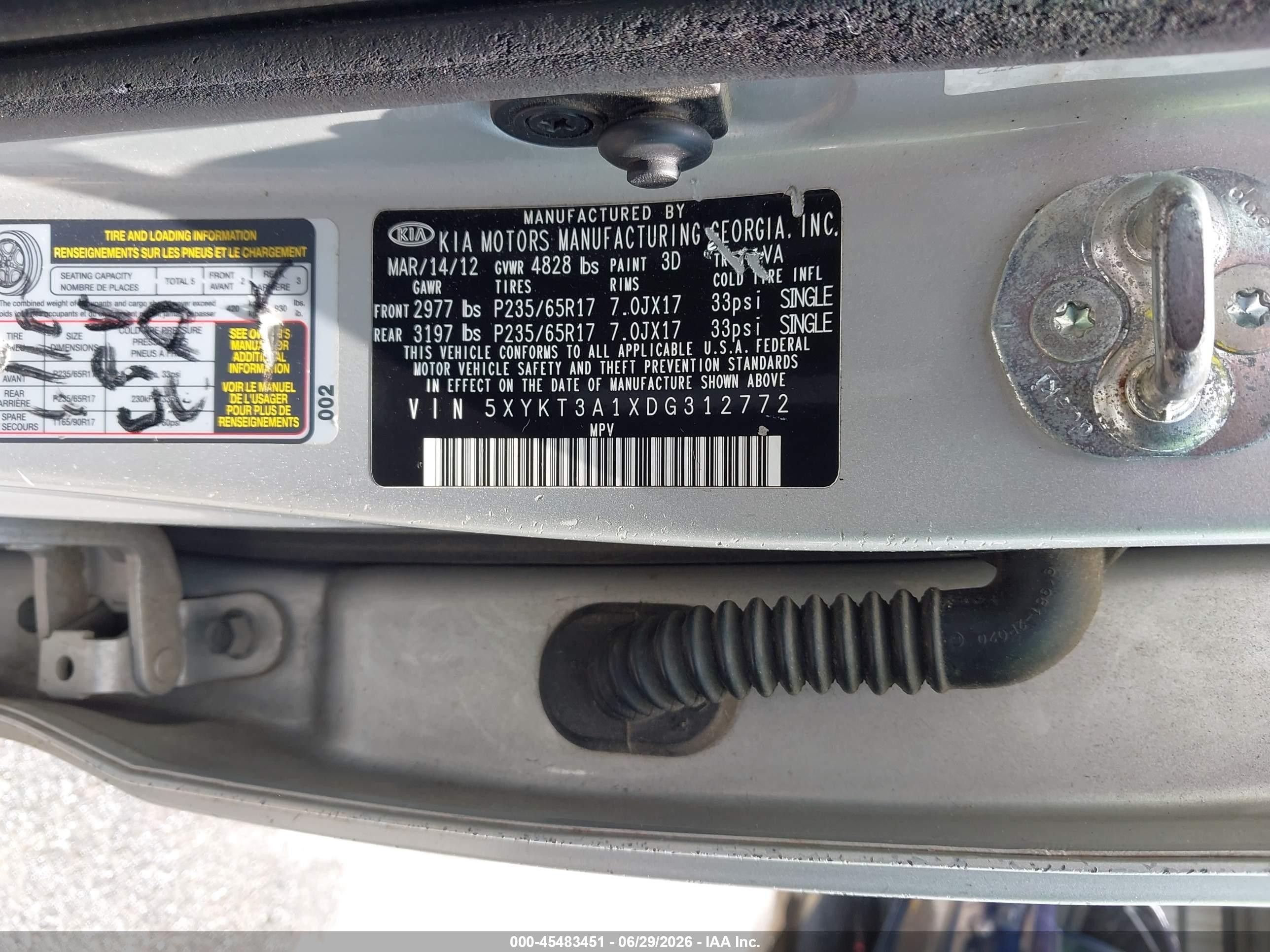 2013 Kia Sorento Lx Серебряный vin: 5XYKT3A1XDG312772
