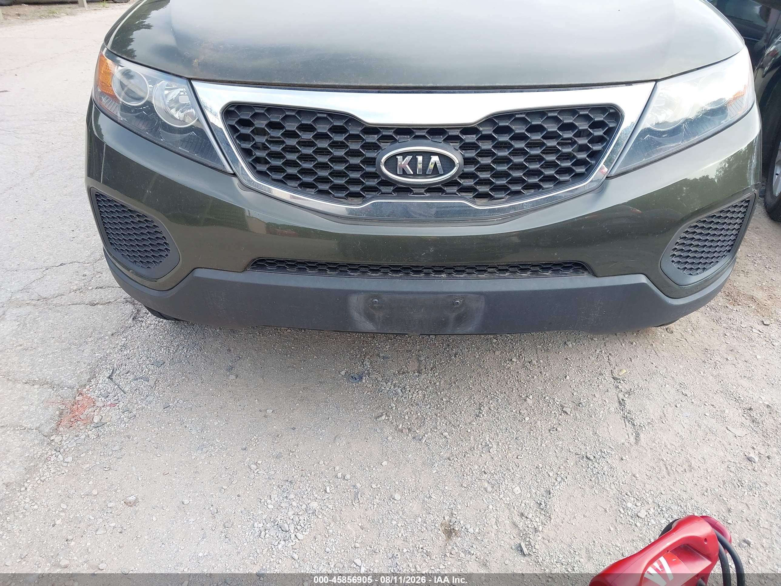 2013 Kia Sorento Lx Серый vin: 5XYKT3A1XDG317096
