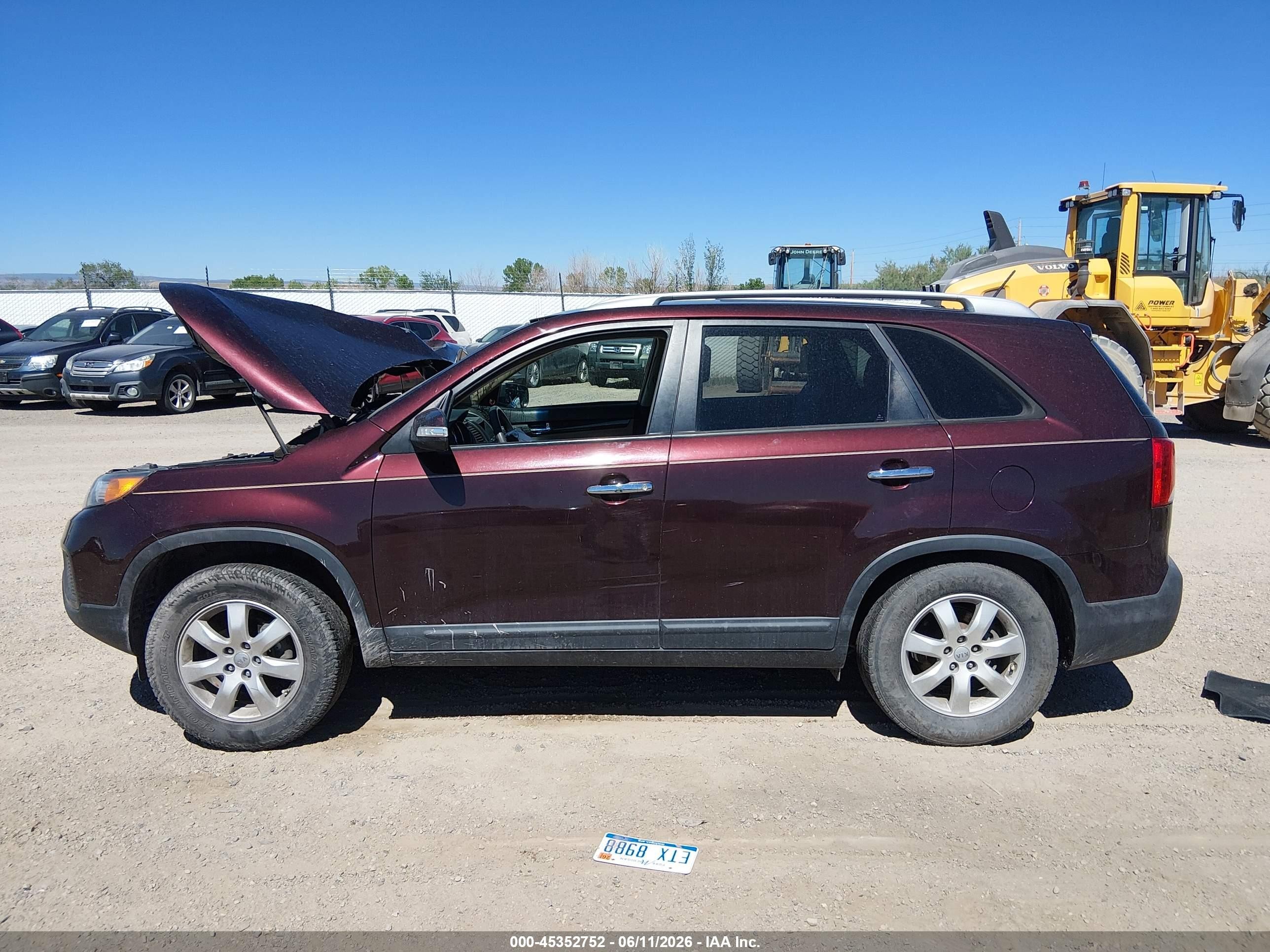 2012 Kia Sorento Lx V6 Purple vin: 5XYKT3A29CG246366