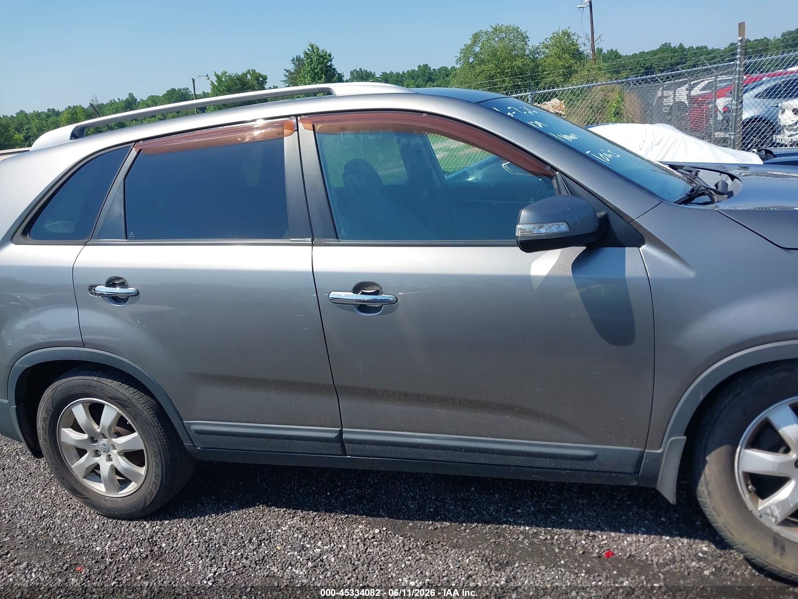 2012 Kia Sorento Lx Gray vin: 5XYKT3A60CG254438