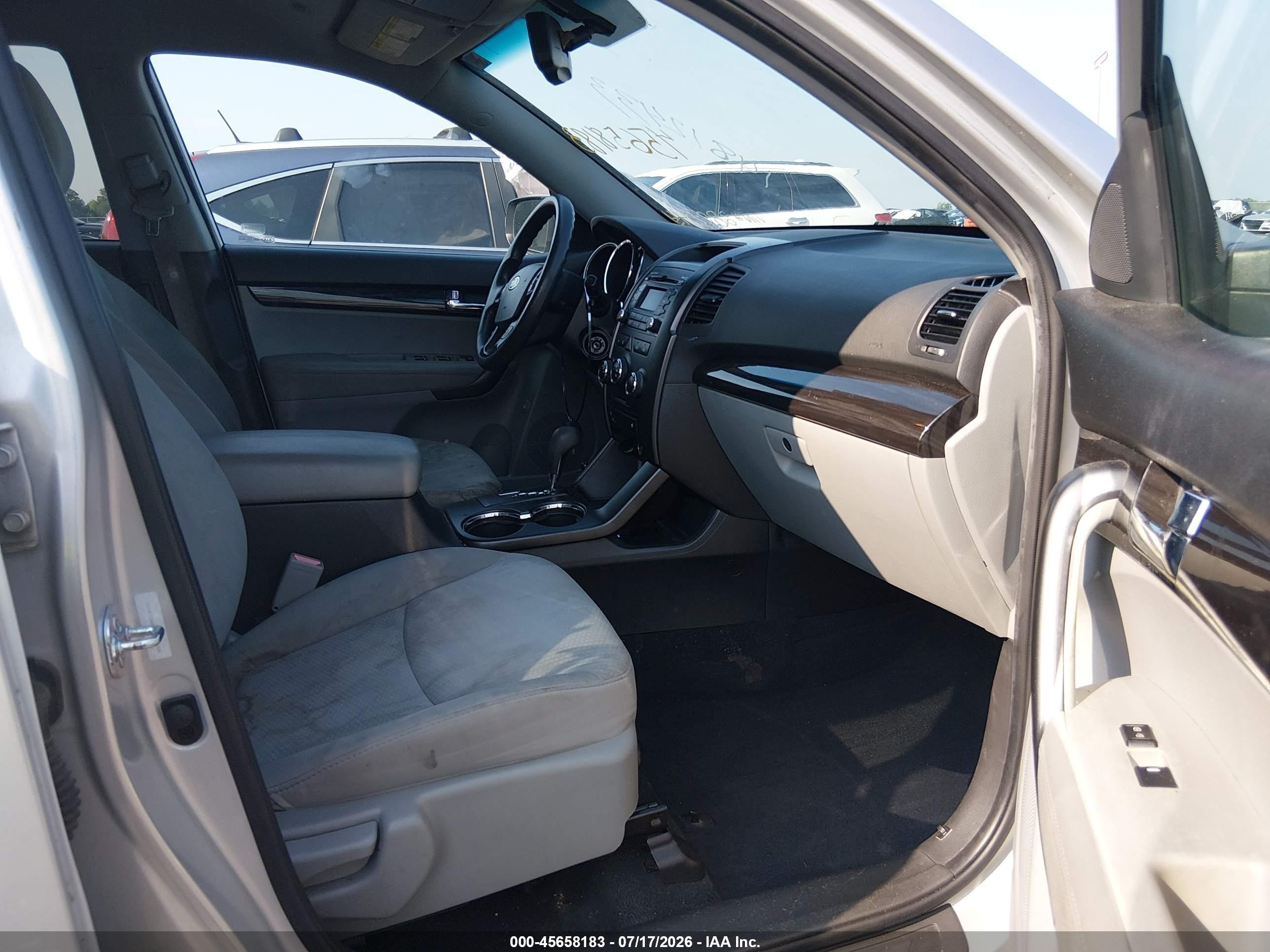 2012 Kia Sorento Lx Silver vin: 5XYKT3A60CG280344