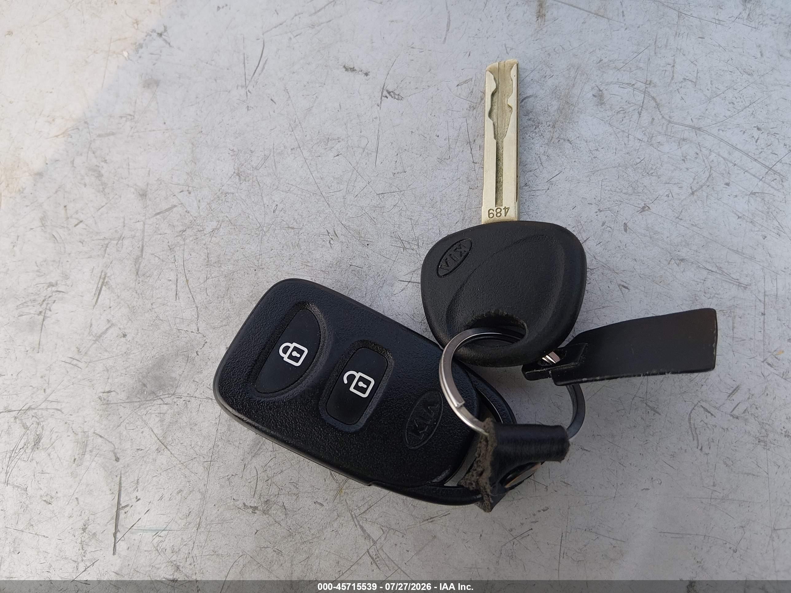 2012 Kia Sorento Lx Черный vin: 5XYKT3A60CG303475