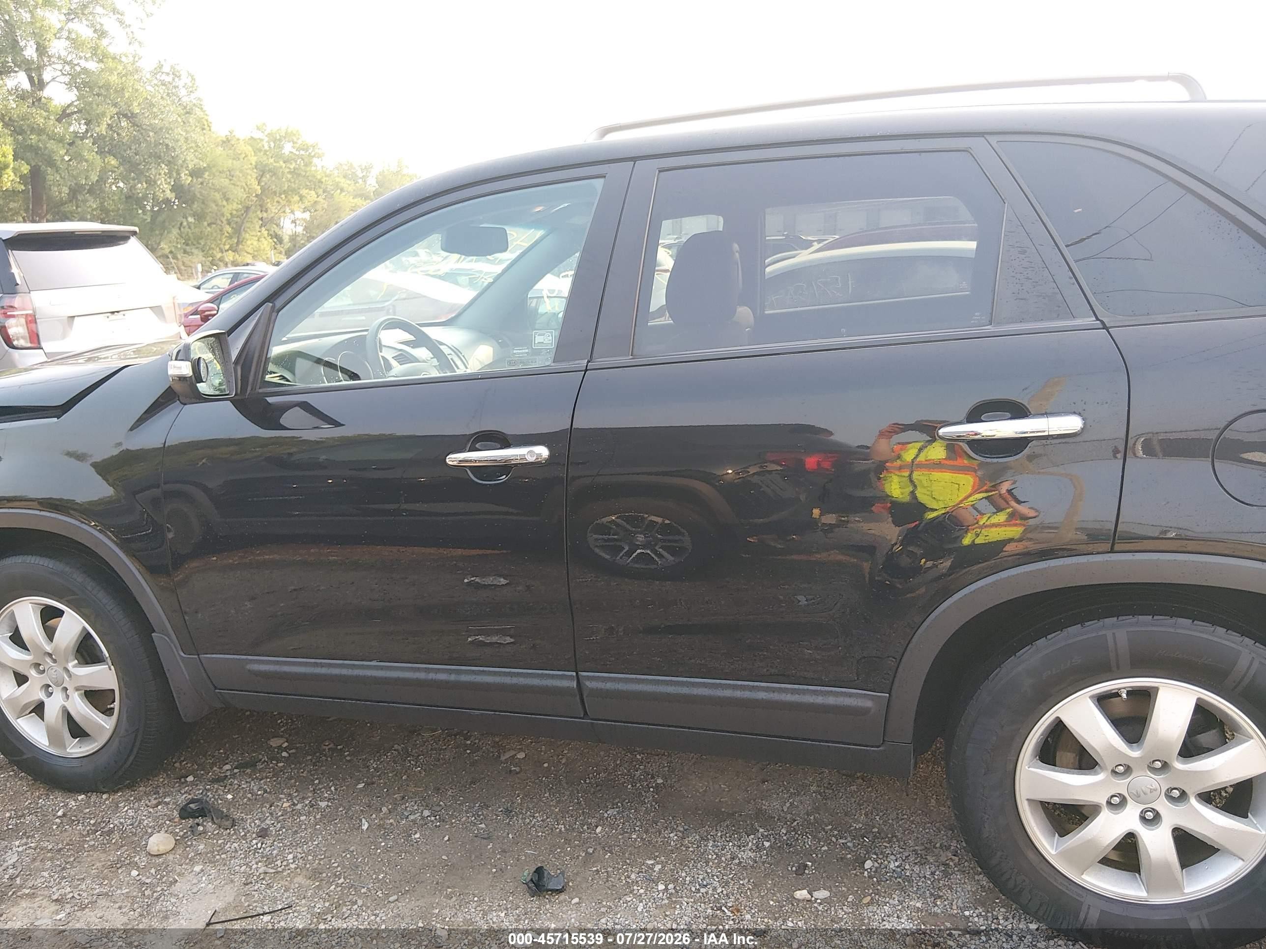 2012 Kia Sorento Lx Черный vin: 5XYKT3A60CG303475