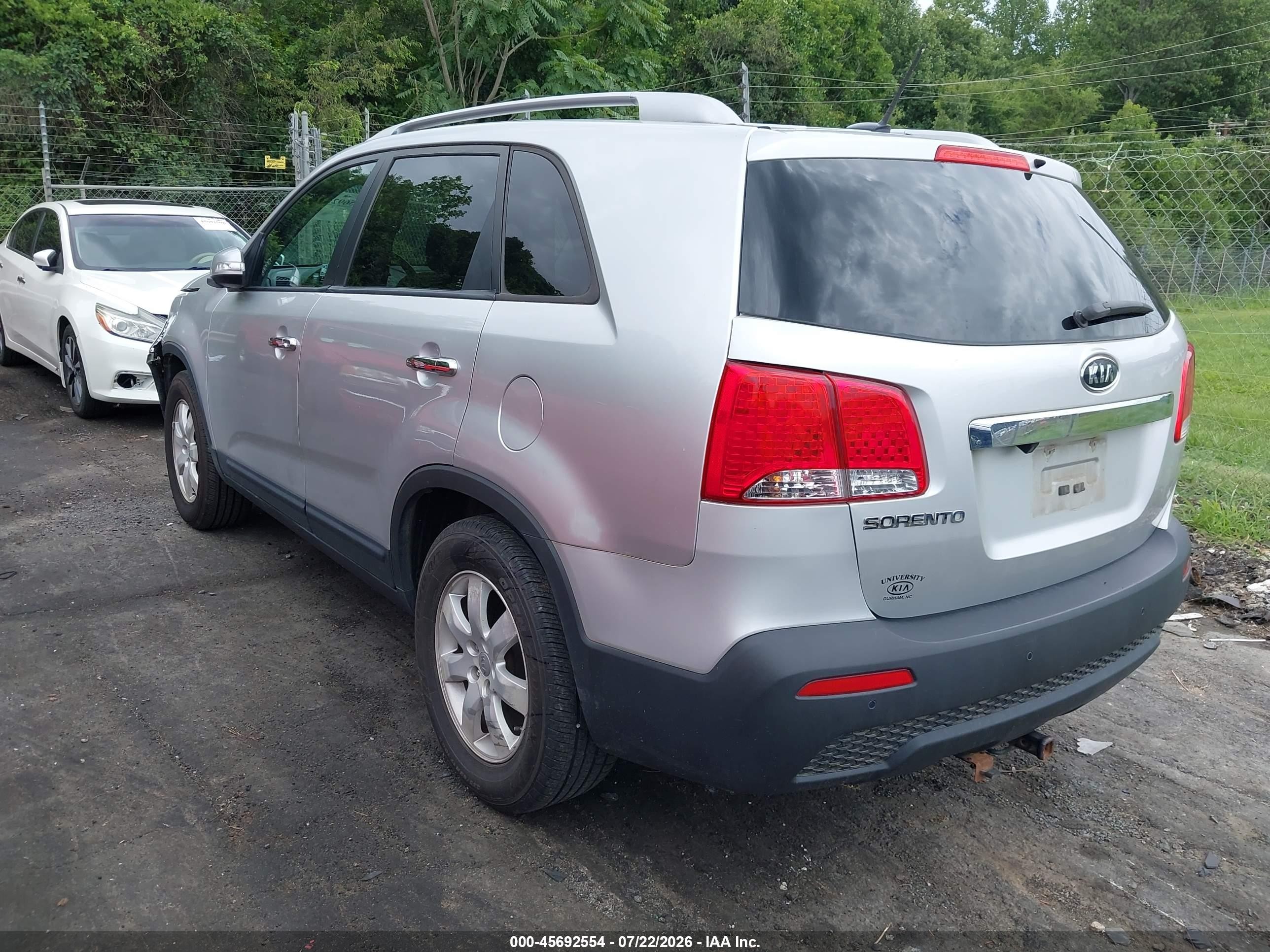 2013 Kia Sorento Lx Silver vin: 5XYKT3A60DG328958