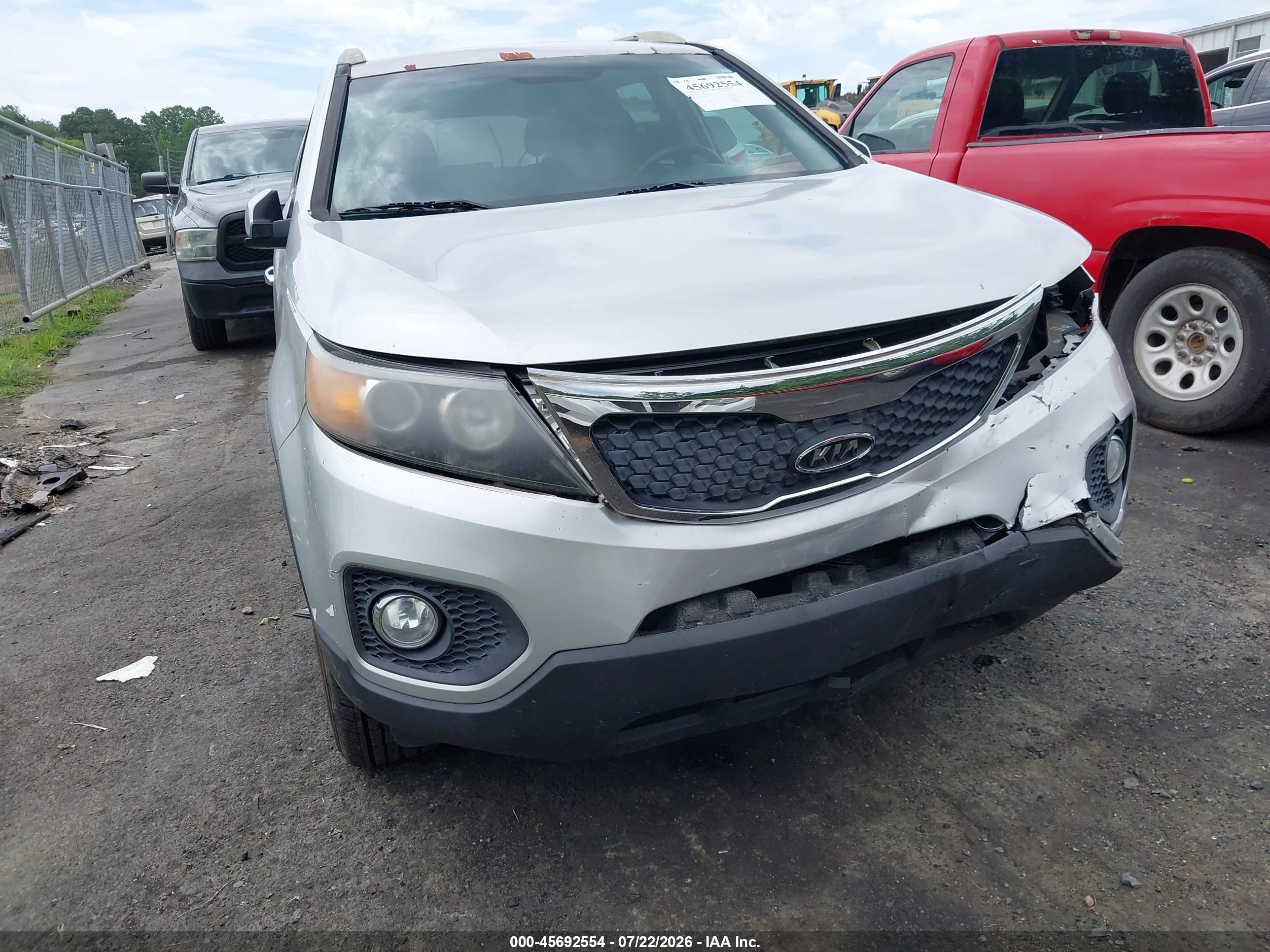 2013 Kia Sorento Lx Silver vin: 5XYKT3A60DG328958