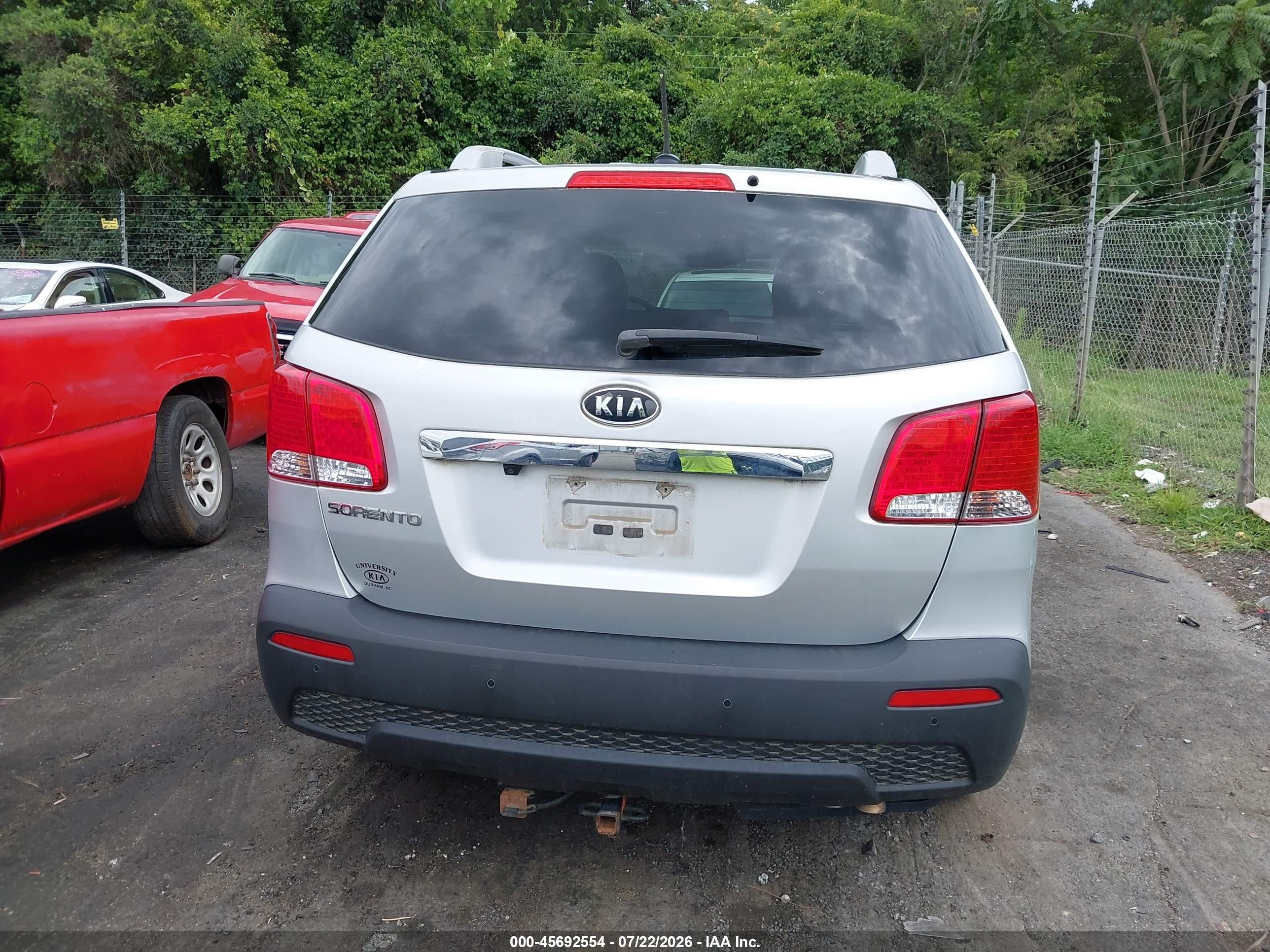 2013 Kia Sorento Lx Silver vin: 5XYKT3A60DG328958