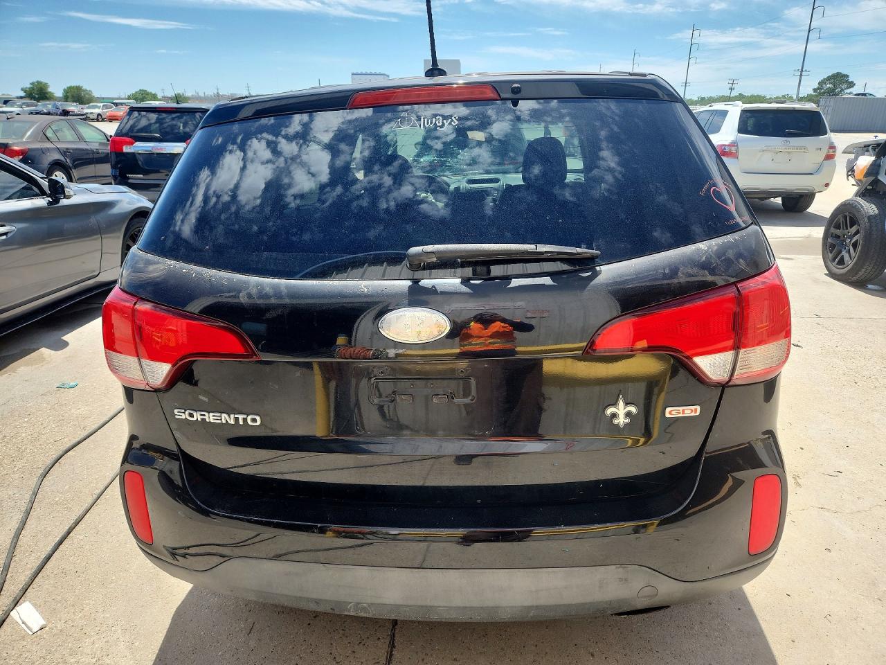 2014 Kia Sorento Lx Черный vin: 5XYKT3A60EG444677