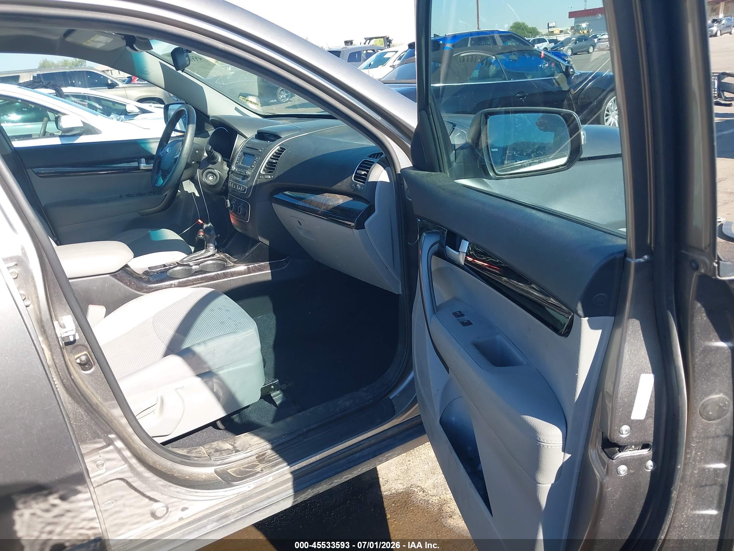 2014 Kia Sorento Lx Gray vin: 5XYKT3A60EG488310