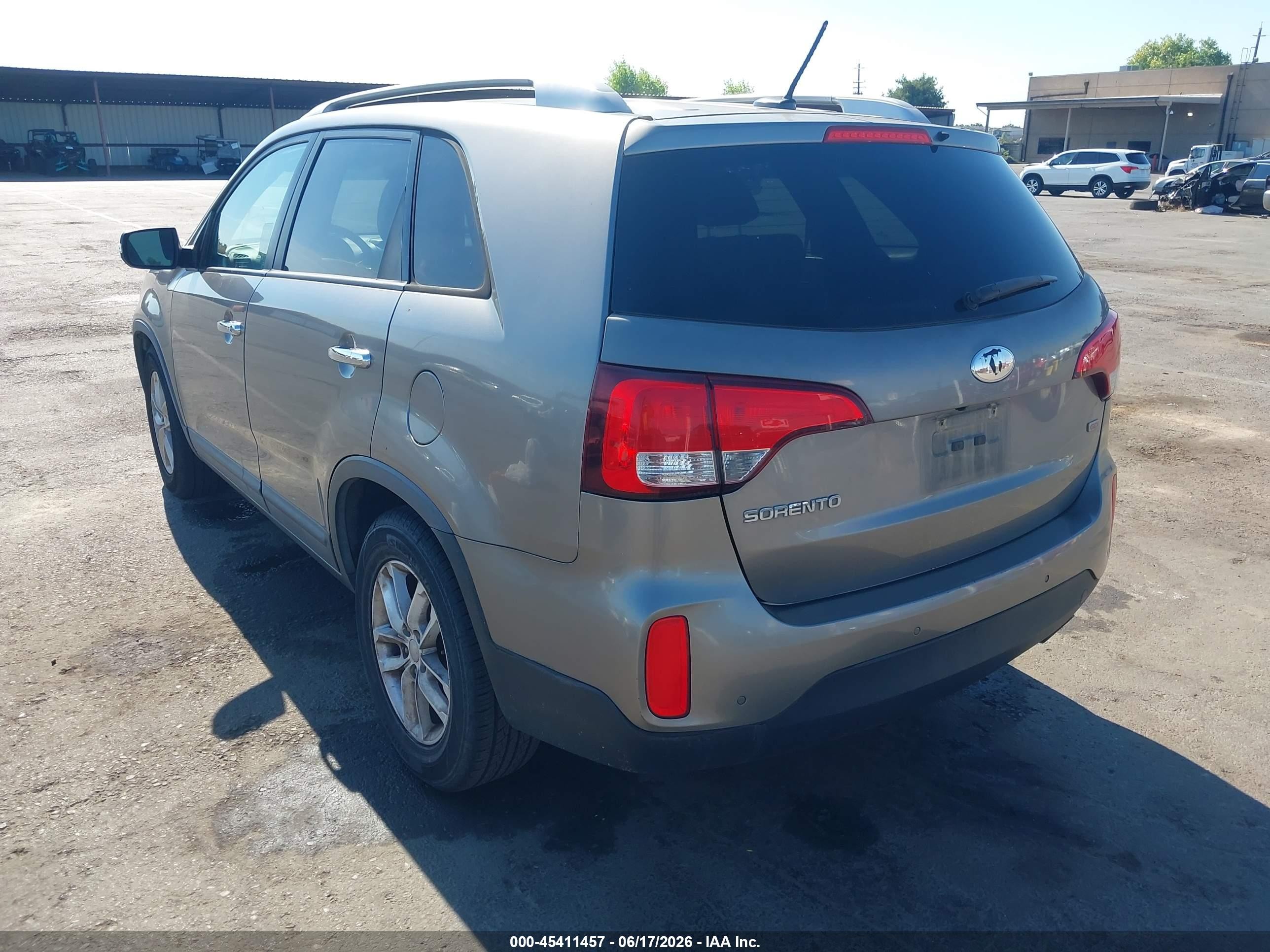 2014 Kia Sorento Lx Серый vin: 5XYKT3A60EG540289