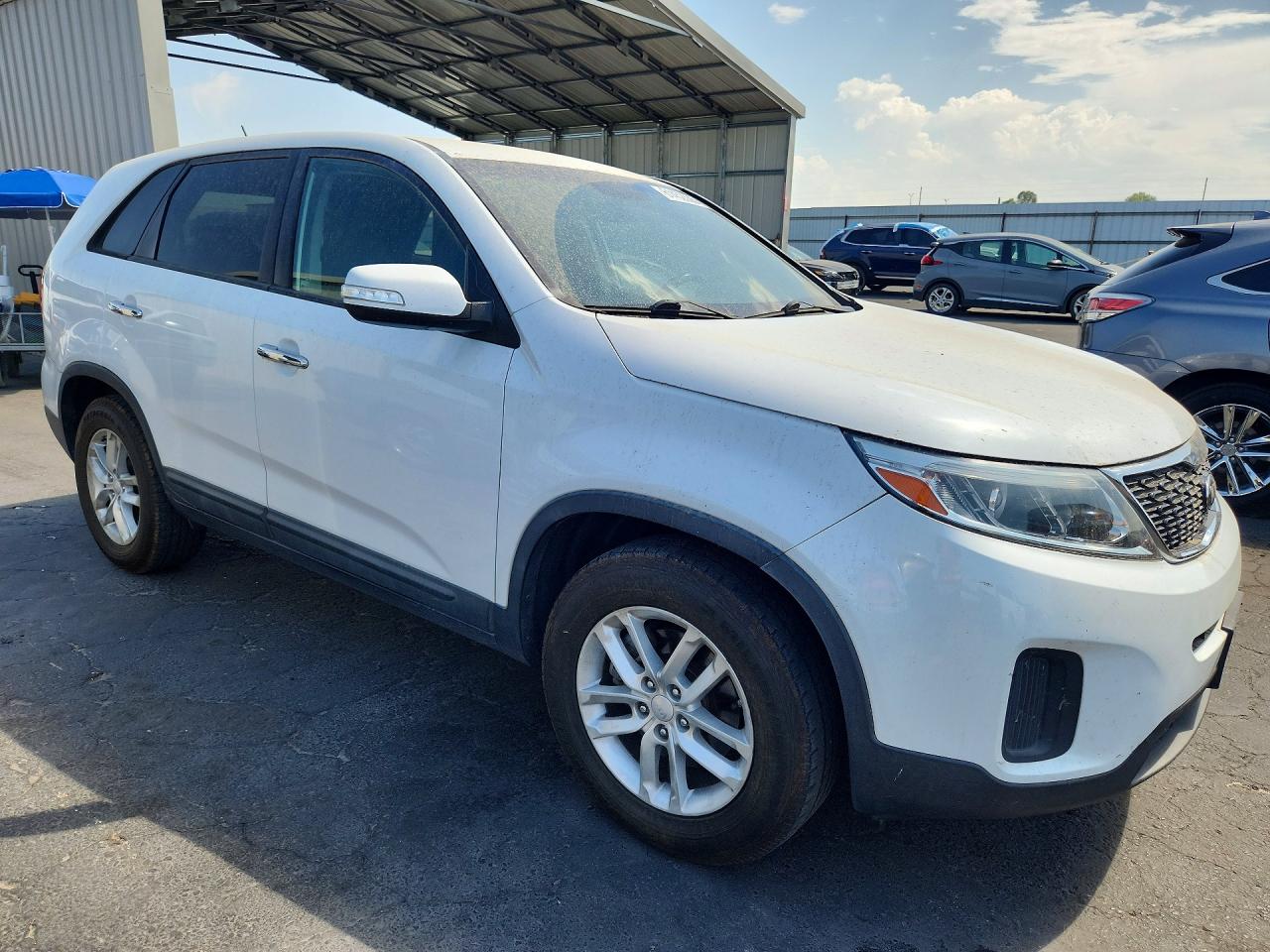2015 Kia Sorento Lx Белый vin: 5XYKT3A60FG588053