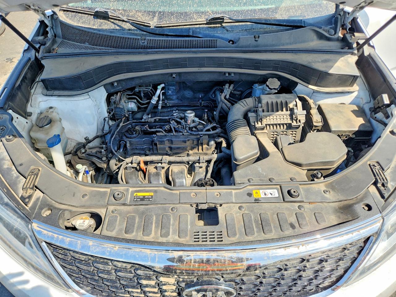 2015 Kia Sorento Lx Белый vin: 5XYKT3A60FG588053