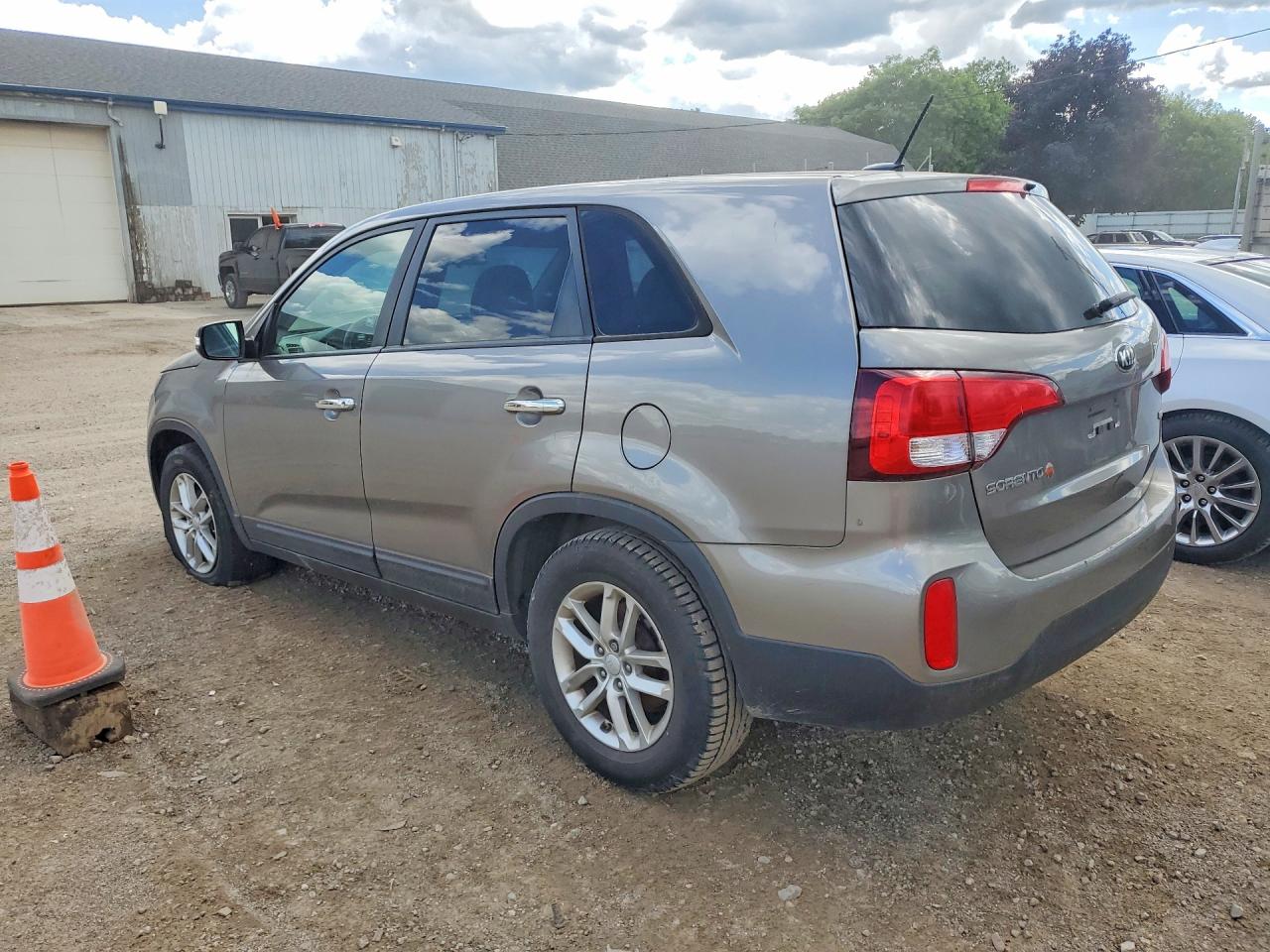 2015 Kia Sorento Lx Gray vin: 5XYKT3A60FG629622