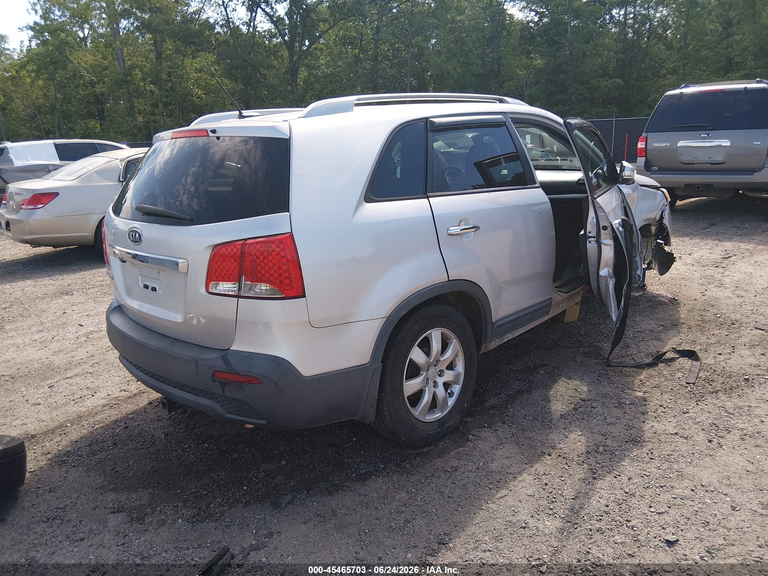 2012 Kia Sorento Lx Silver vin: 5XYKT3A61CG205202