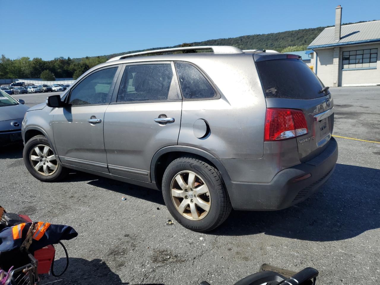 2012 Kia Sorento Base Gray vin: 5XYKT3A61CG302559