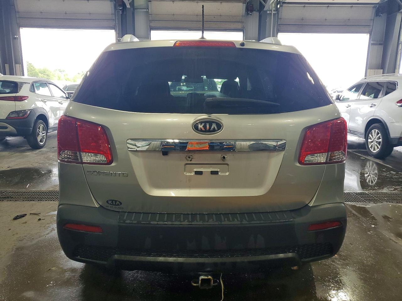 2013 Kia Sorento Lx Серый vin: 5XYKT3A61DG353951