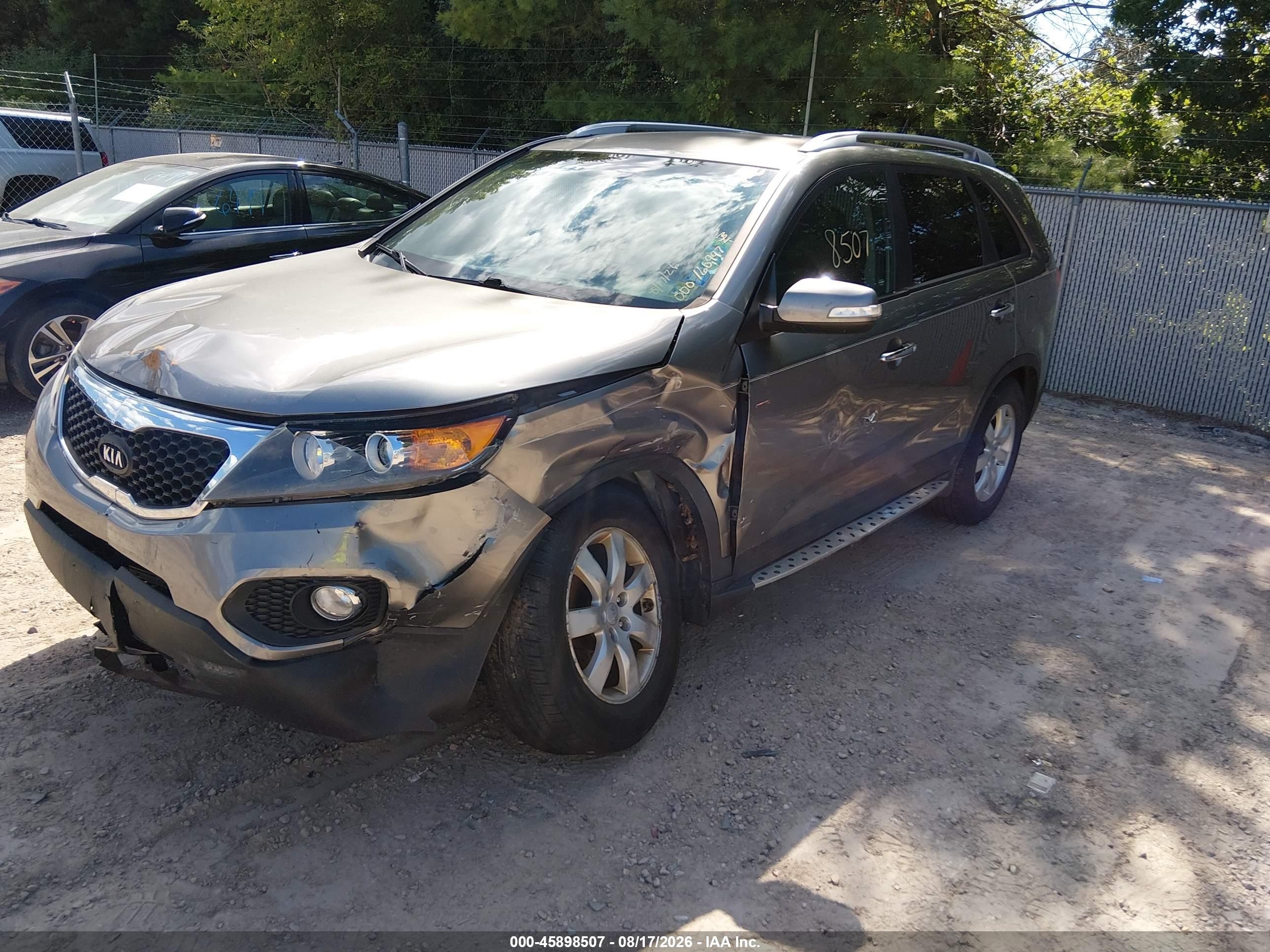 2013 Kia Sorento Lx Gray vin: 5XYKT3A61DG355652