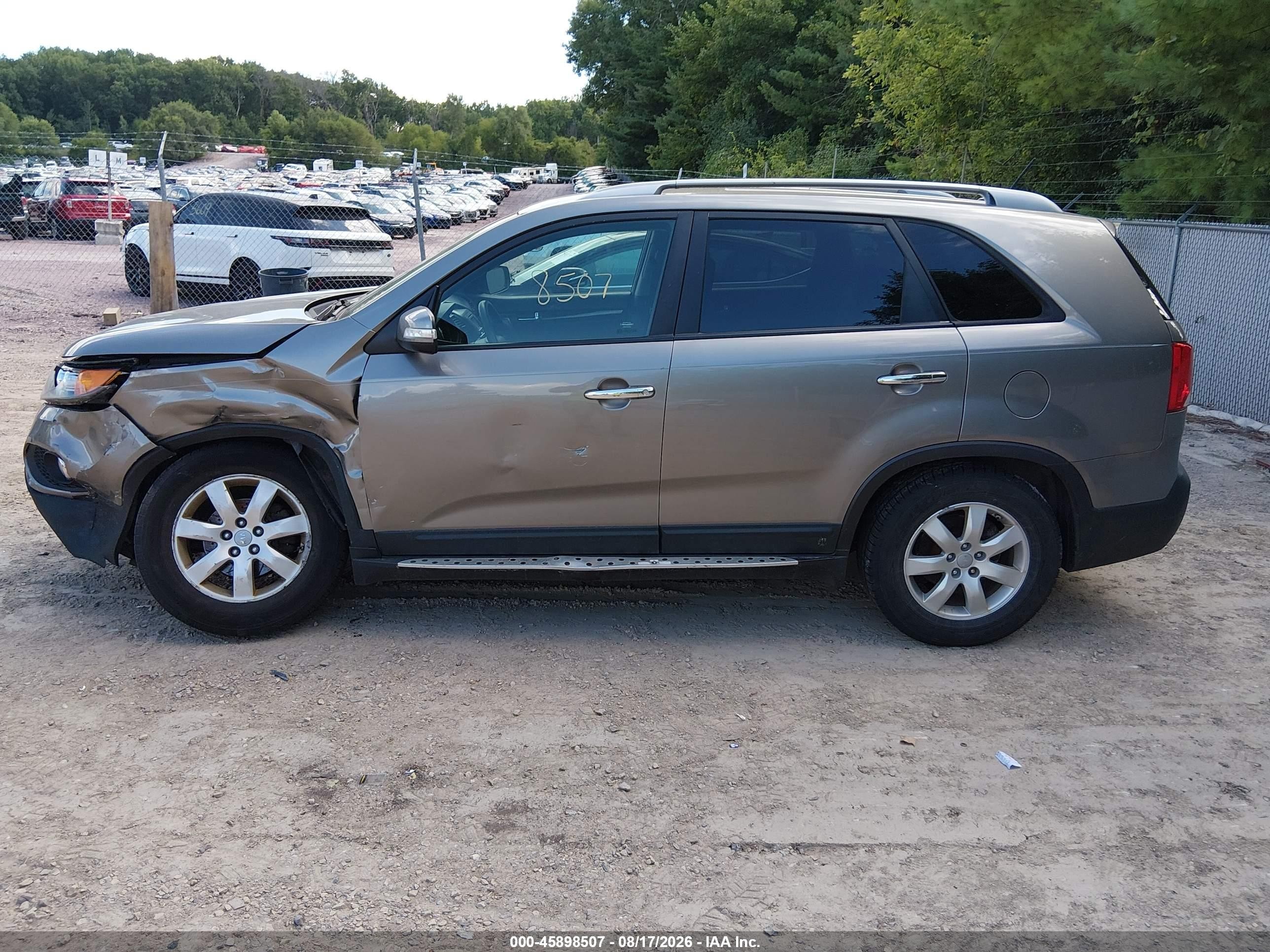 2013 Kia Sorento Lx Gray vin: 5XYKT3A61DG355652