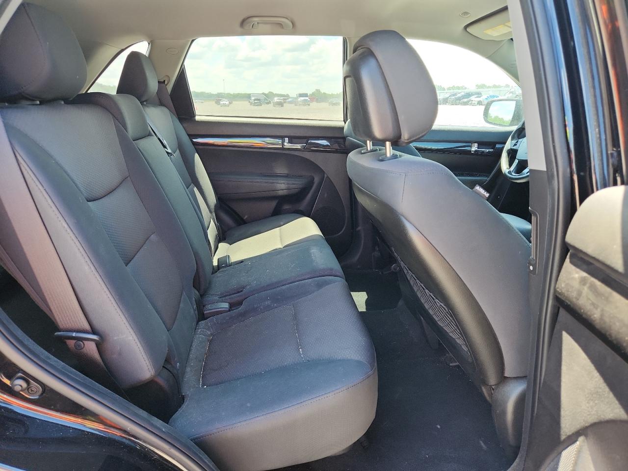 2013 Kia Sorento Lx Black vin: 5XYKT3A61DG406647