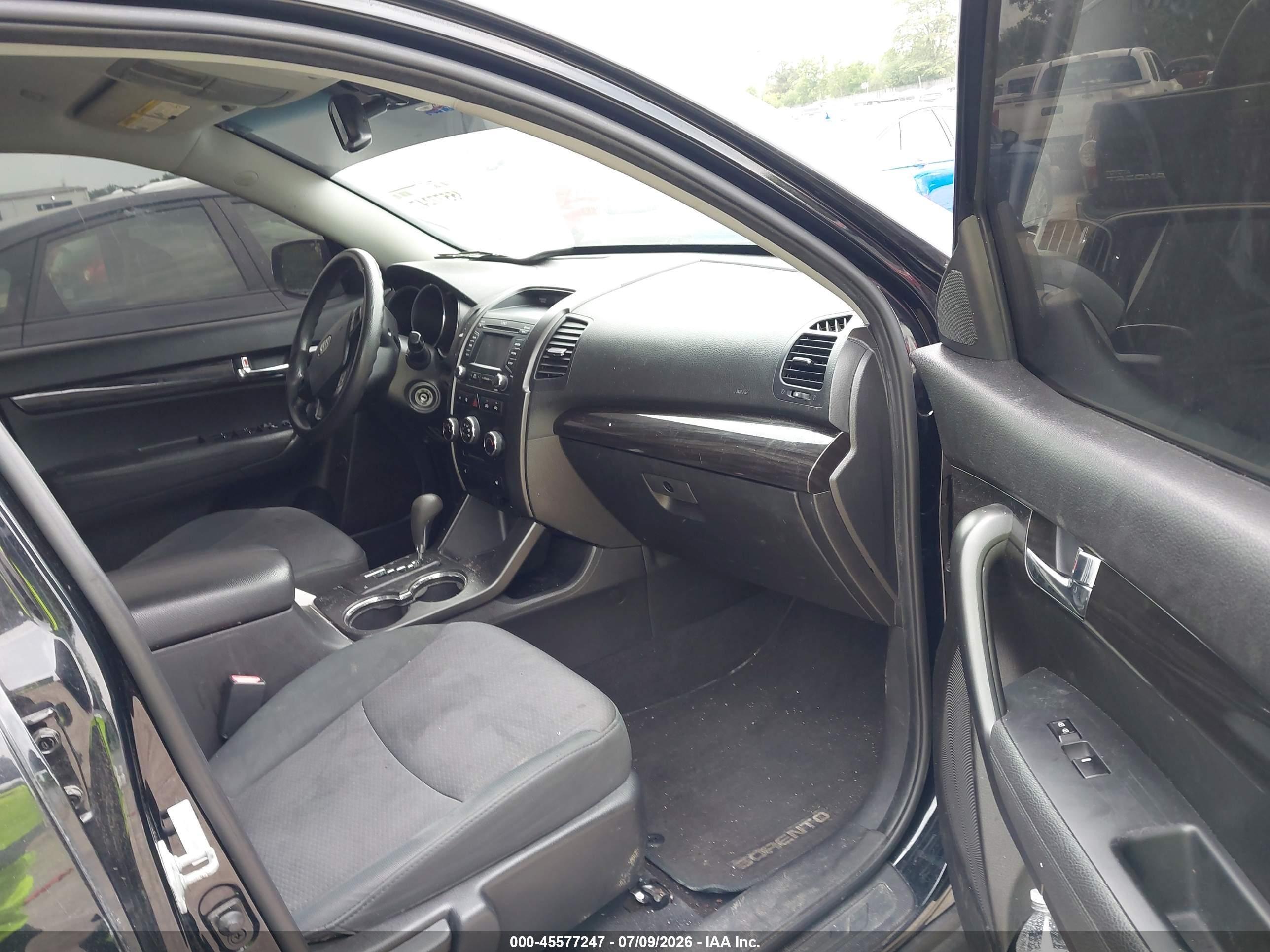 2013 Kia Sorento Lx Black vin: 5XYKT3A61DG407054