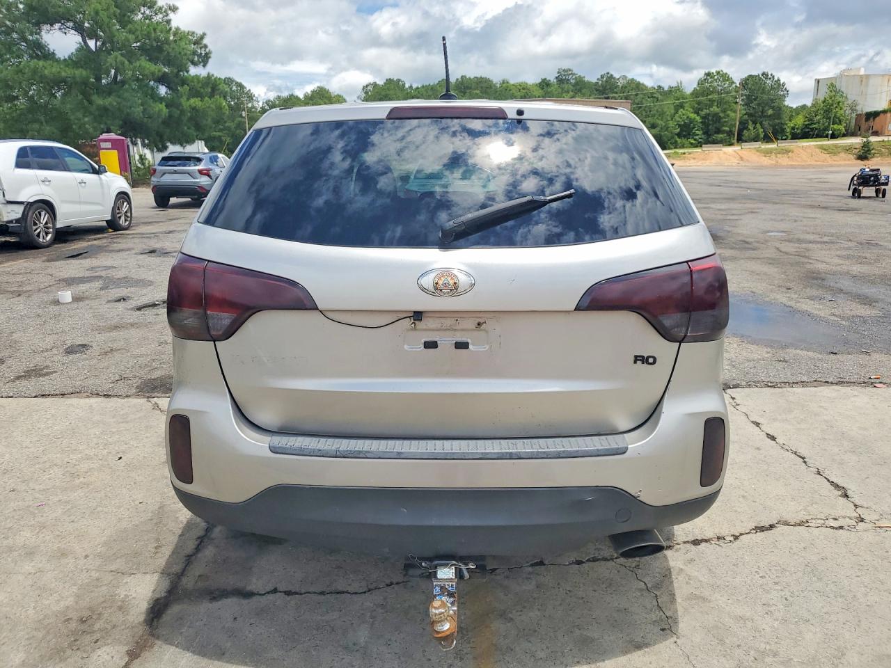 2014 Kia Sorento Lx Silver vin: 5XYKT3A61EG430075