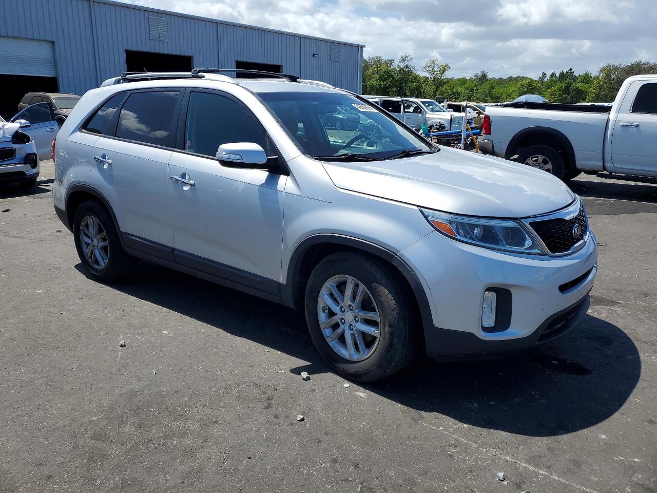 2014 Kia Sorento Lx Silver vin: 5XYKT3A61EG432649