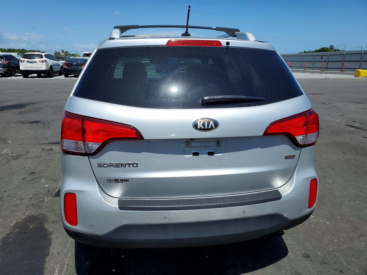 2014 Kia Sorento Lx Silver vin: 5XYKT3A61EG432649