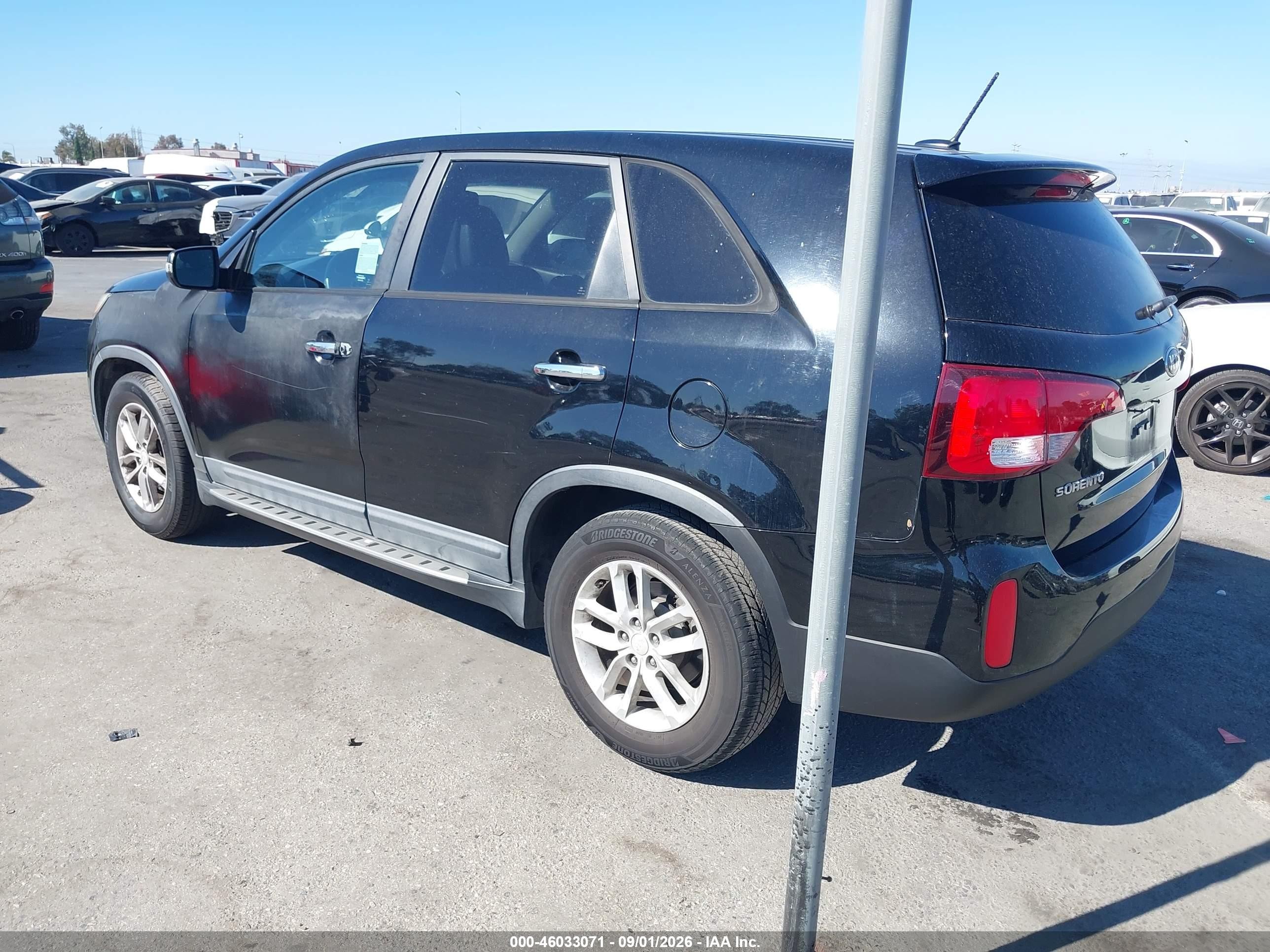 2014 Kia Sorento Lx Черный vin: 5XYKT3A61EG488252
