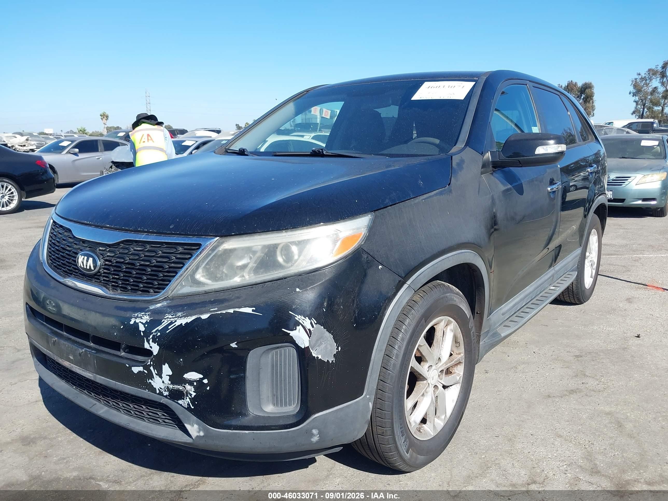 2014 Kia Sorento Lx Черный vin: 5XYKT3A61EG488252