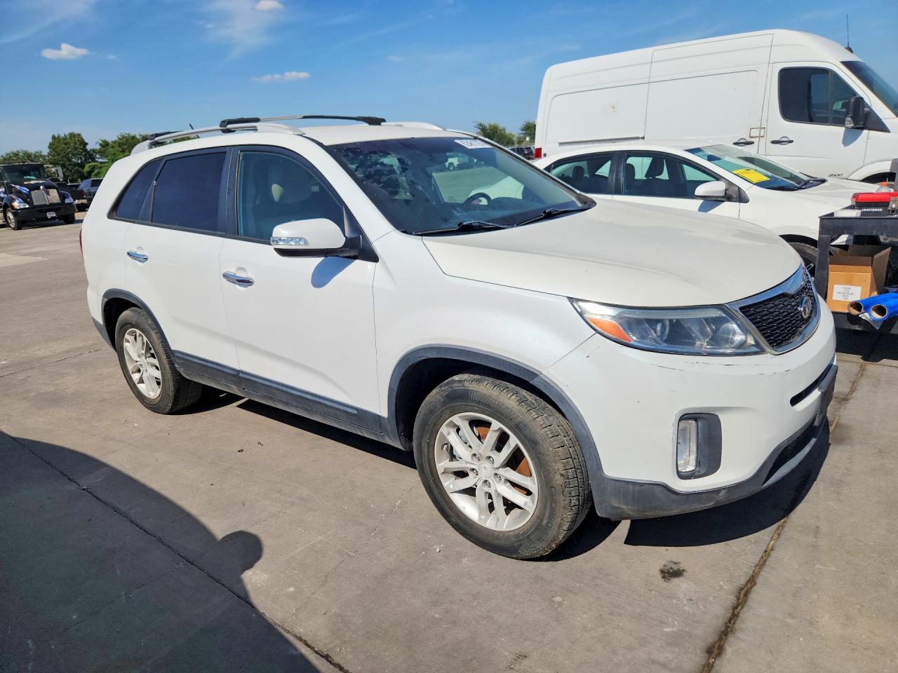 2014 Kia Sorento Lx White vin: 5XYKT3A61EG523193