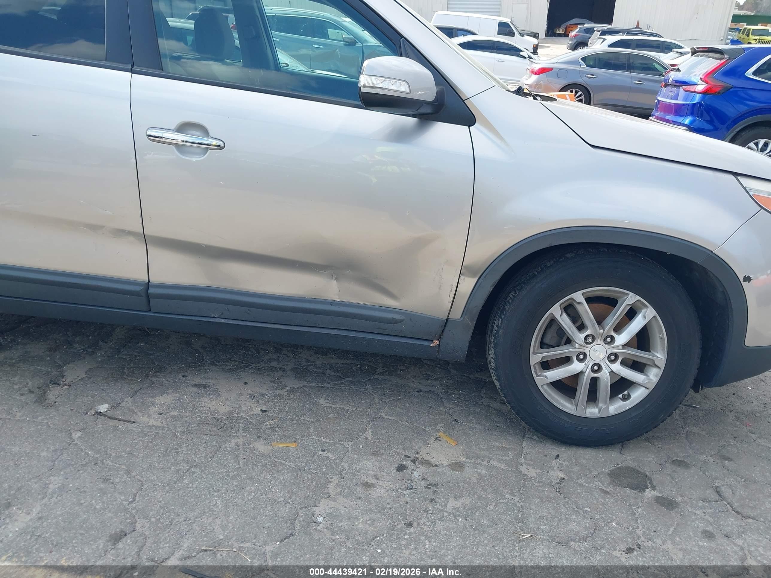 2015 Kia Sorento Lx Gray vin: 5XYKT3A61FG553182
