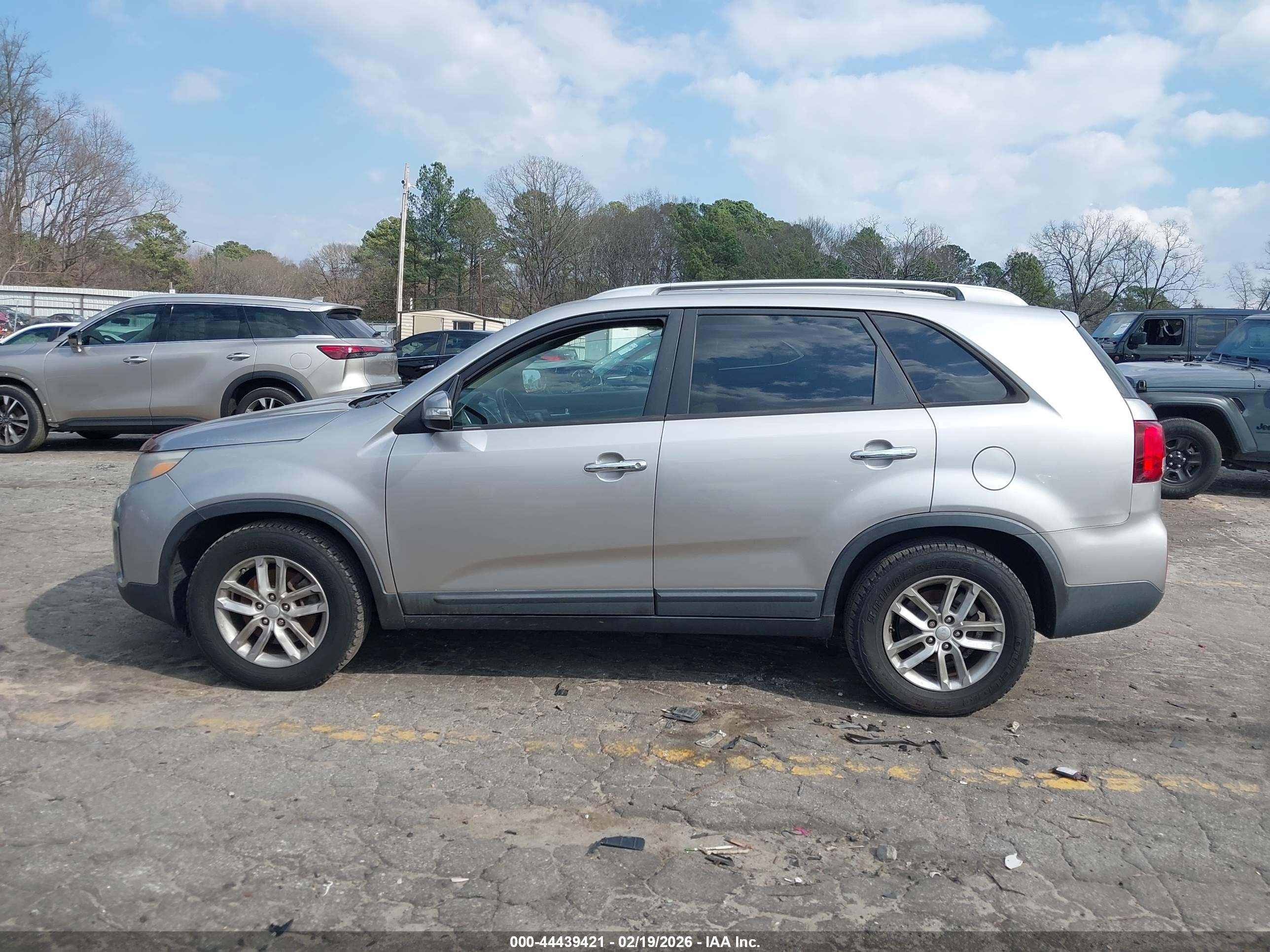 2015 Kia Sorento Lx Gray vin: 5XYKT3A61FG553182