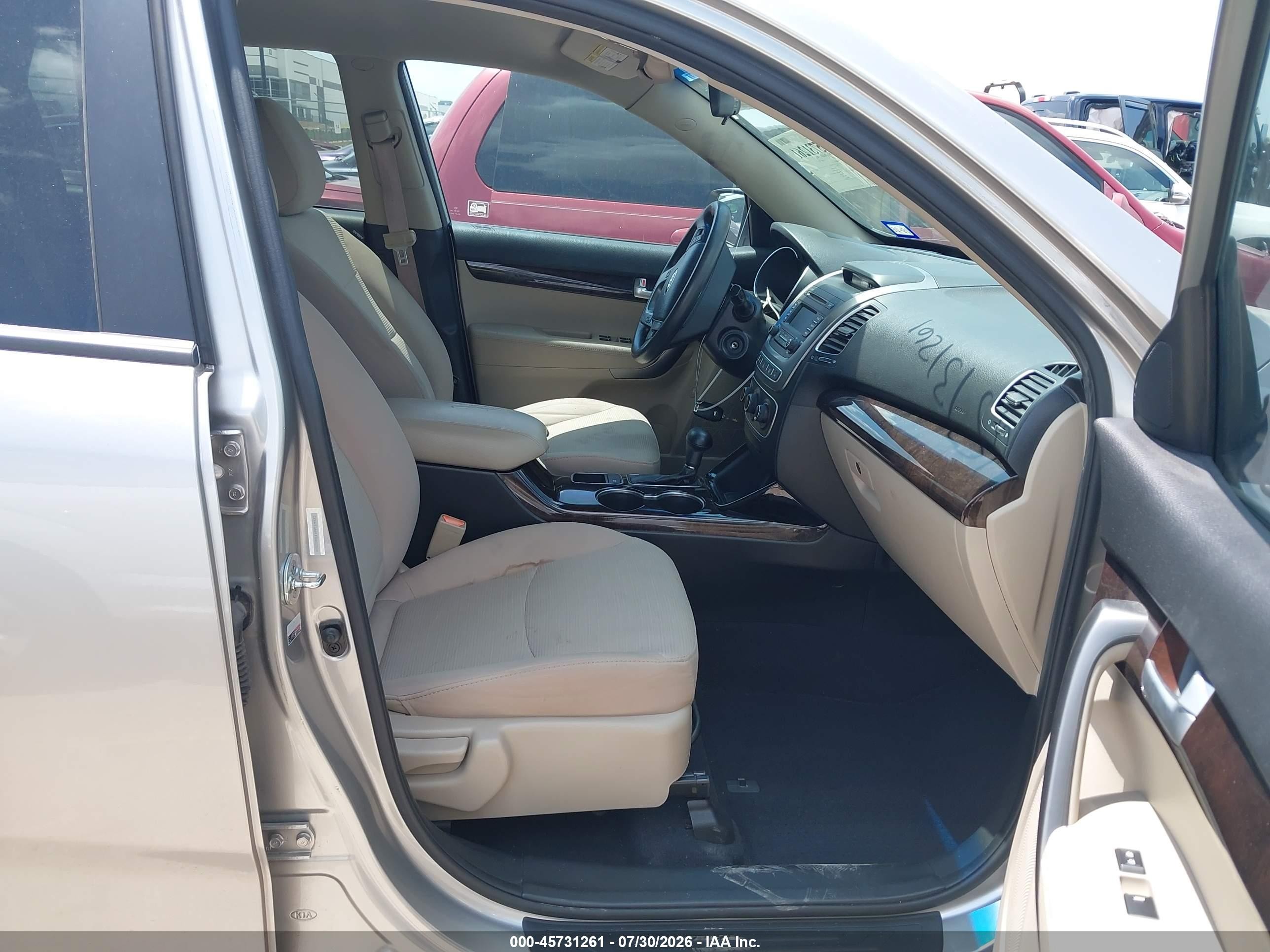 2015 Kia Sorento Lx Champagne vin: 5XYKT3A61FG602820