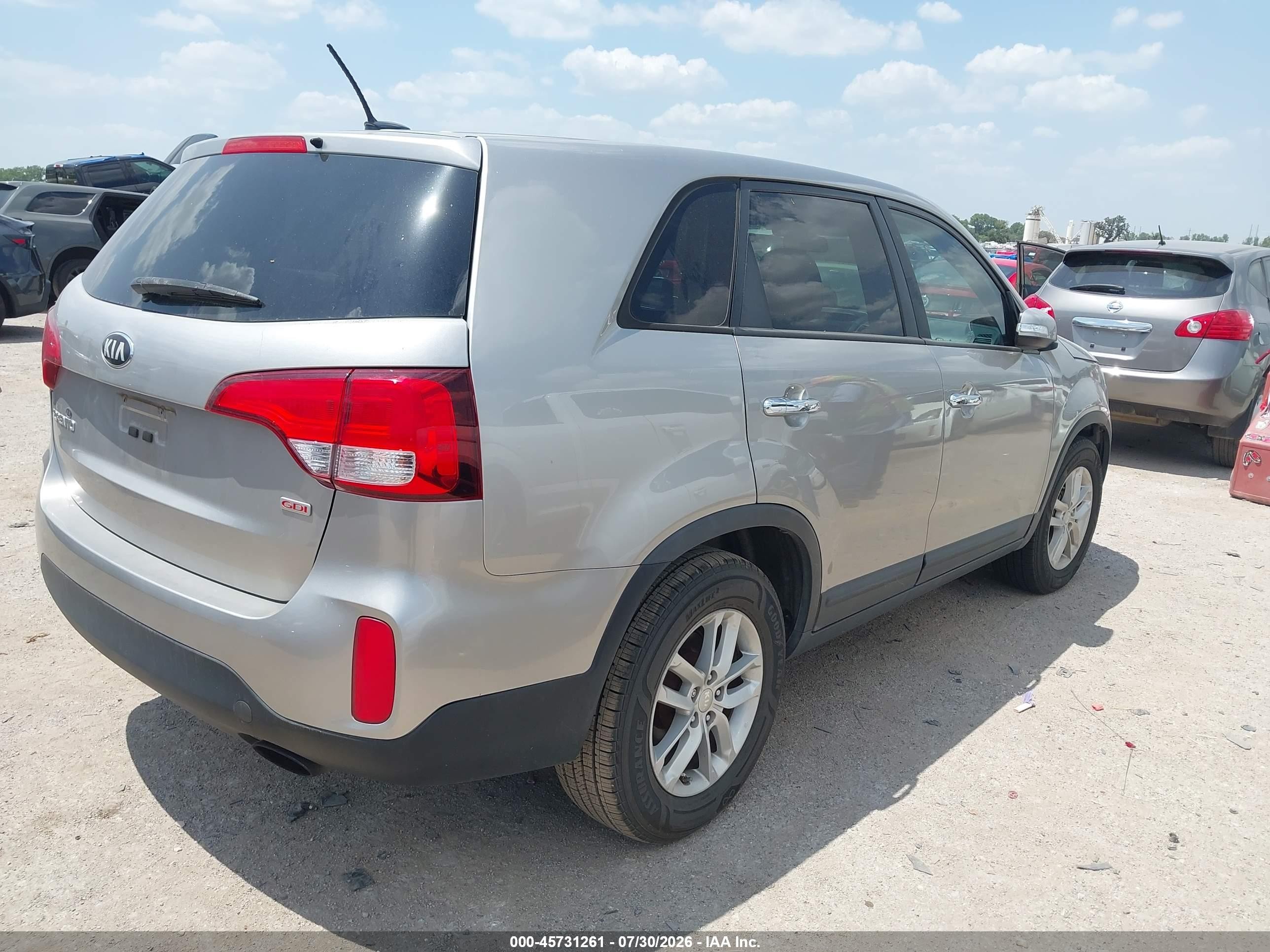 2015 Kia Sorento Lx Champagne vin: 5XYKT3A61FG602820