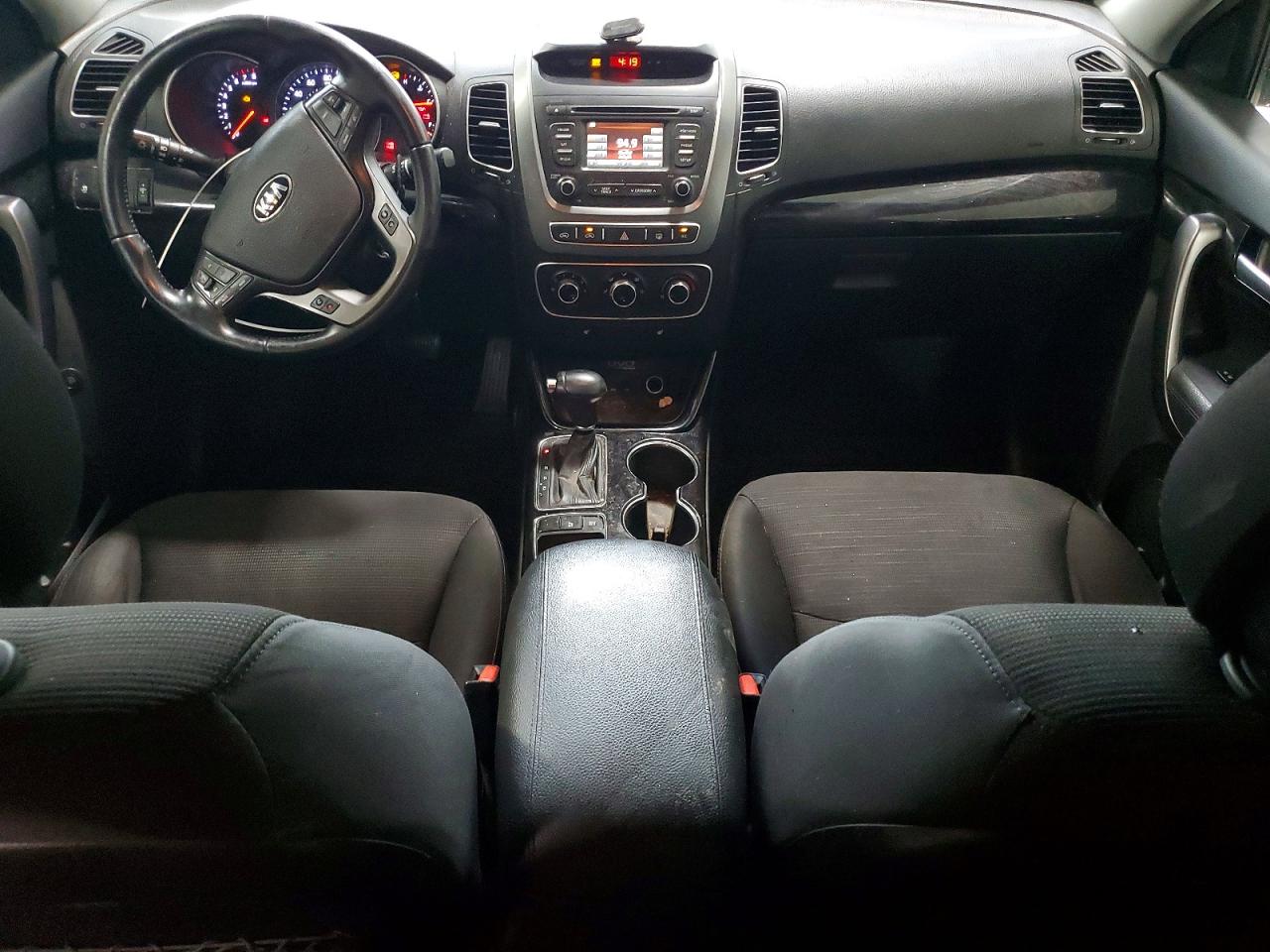2015 Kia Sorento Lx Silver vin: 5XYKT3A61FG612943