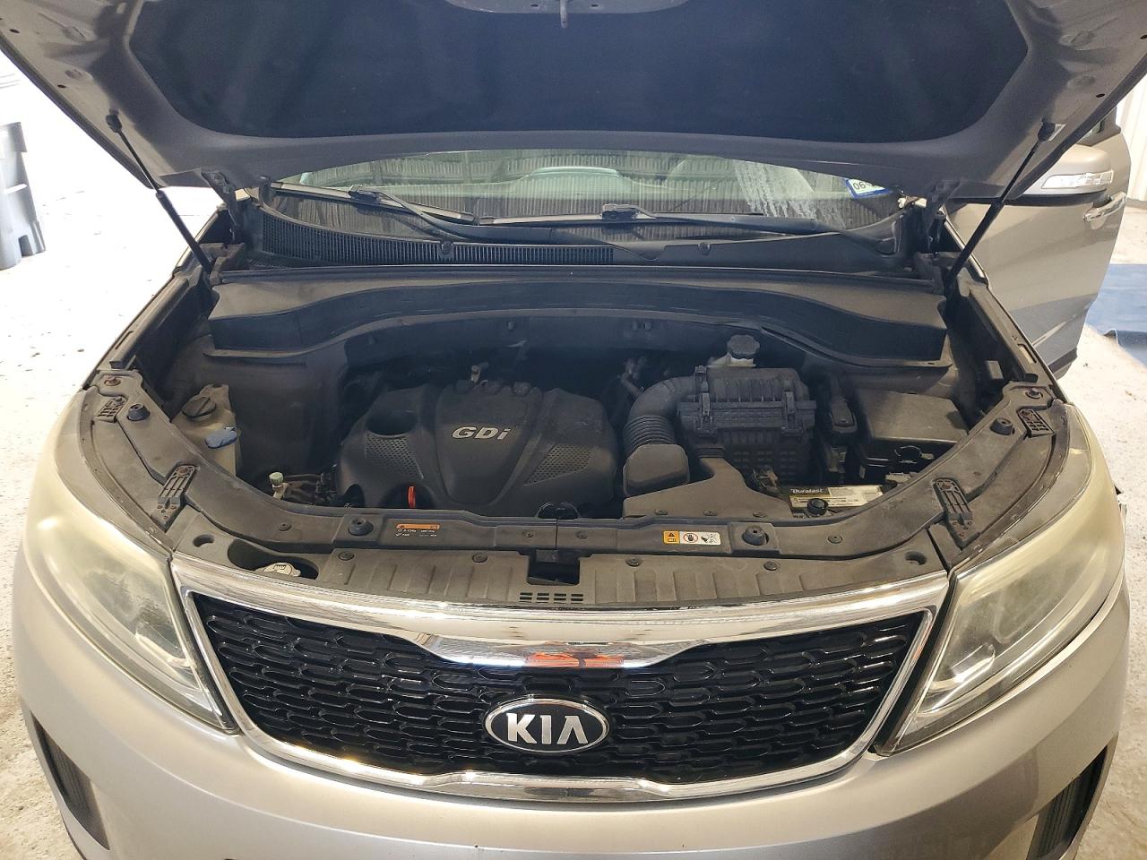 2015 Kia Sorento Lx Silver vin: 5XYKT3A61FG621447