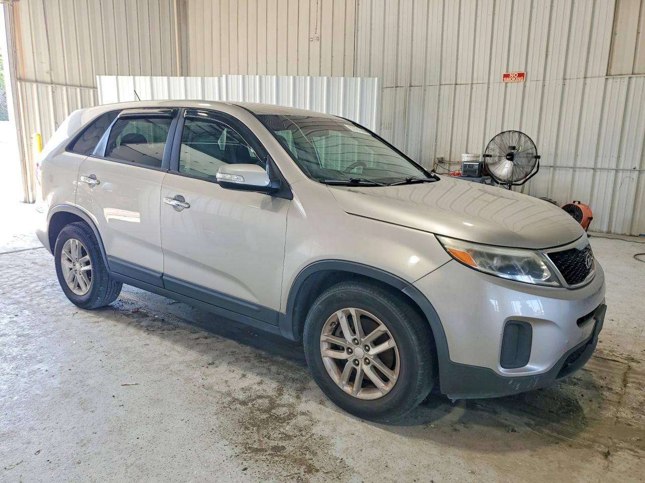 2015 Kia Sorento Lx Silver vin: 5XYKT3A61FG621447
