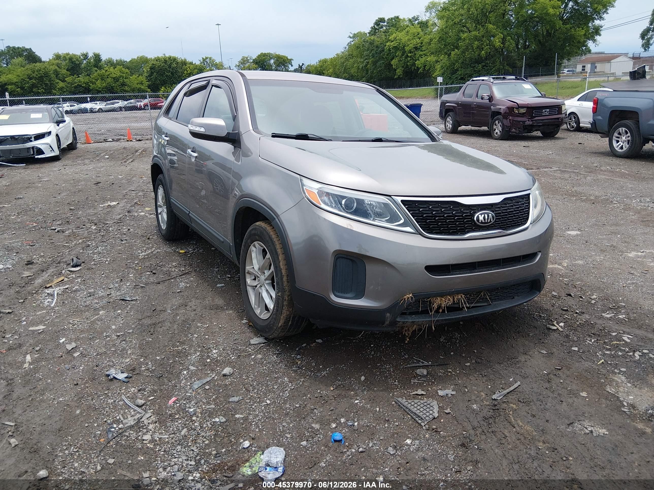 2015 Kia Sorento Lx Champagne vin: 5XYKT3A61FG626468