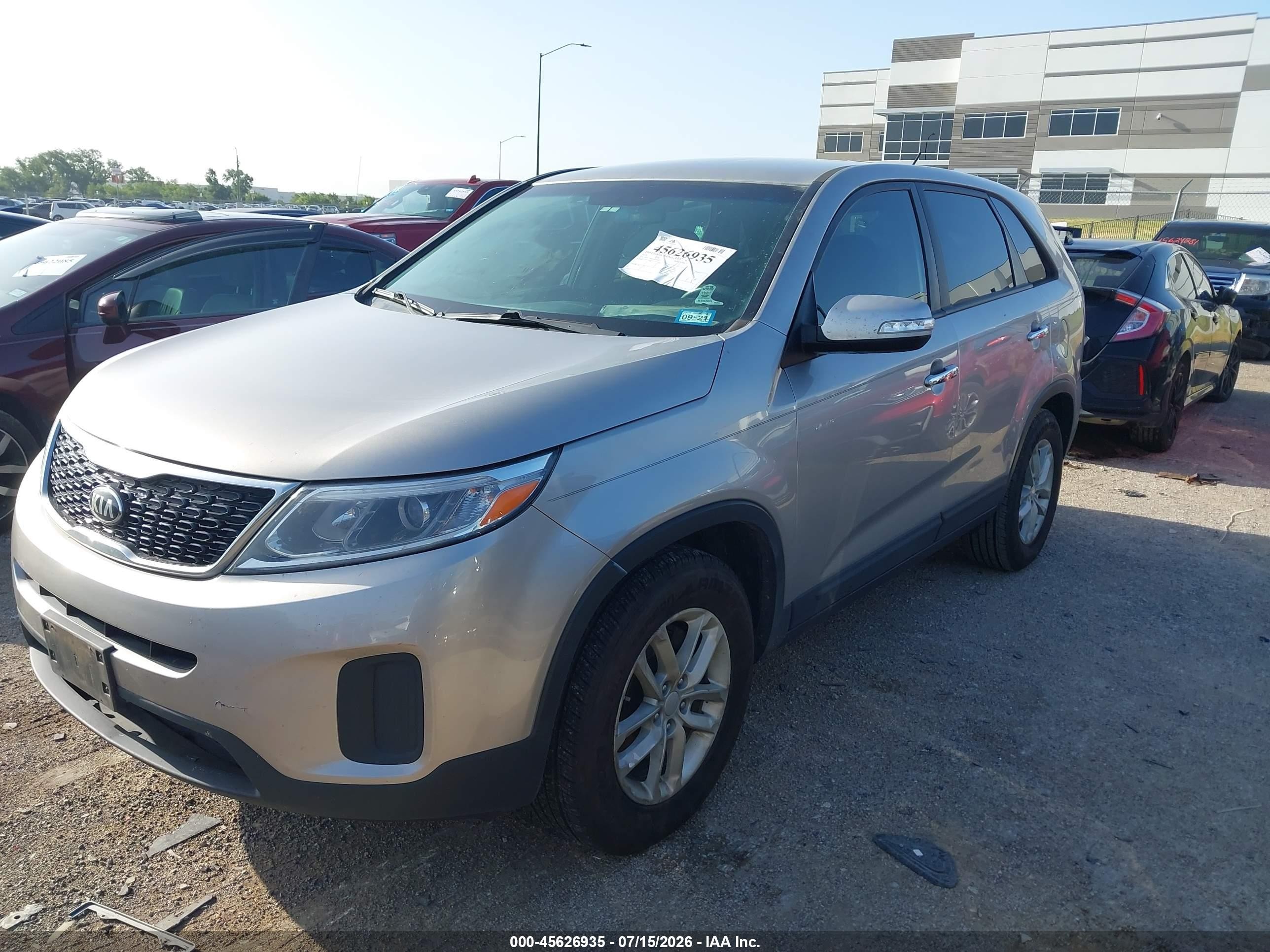 2015 Kia Sorento Lx Silver vin: 5XYKT3A61FG630827