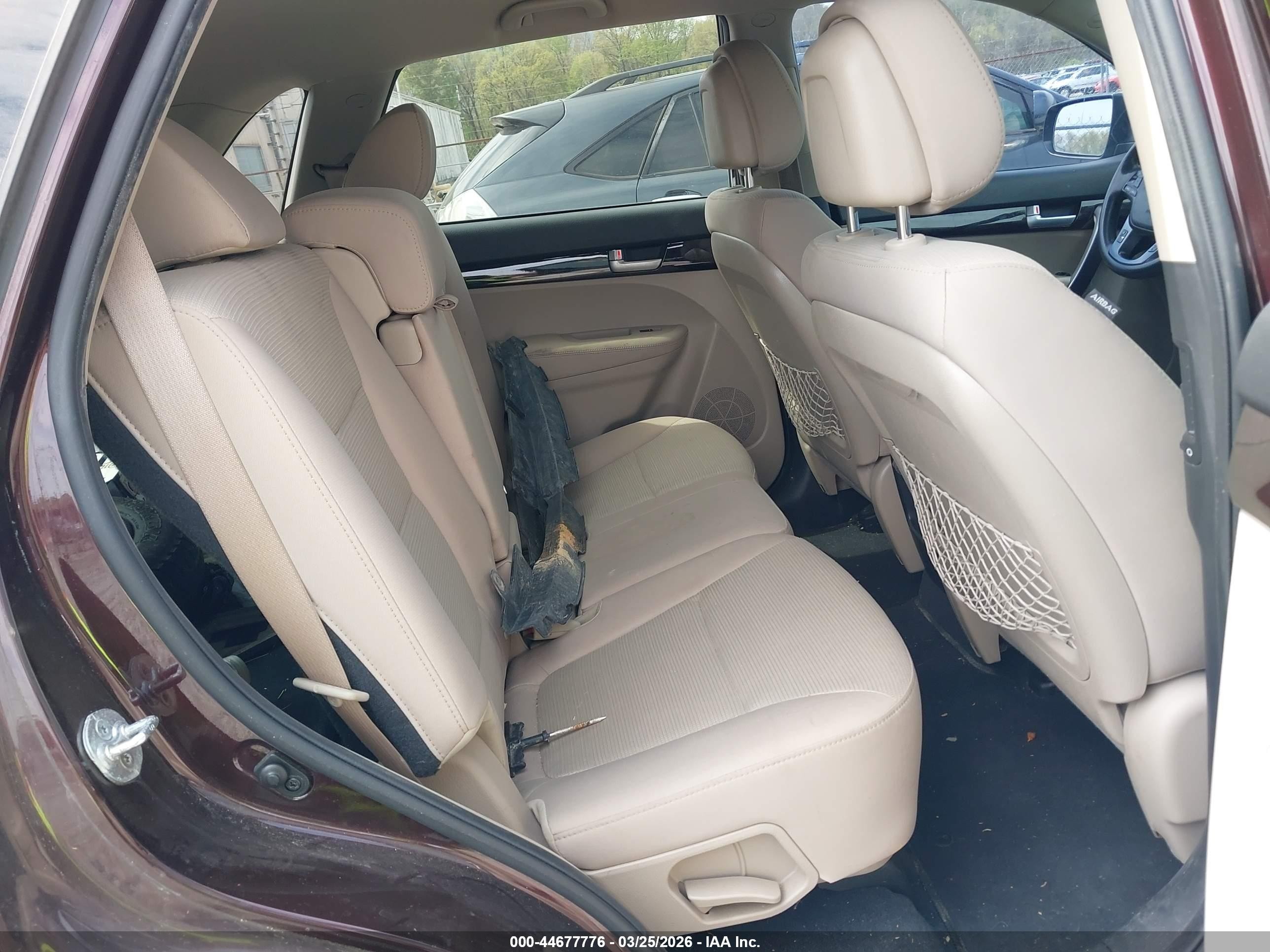 2015 Kia Sorento Lx Maroon vin: 5XYKT3A61FG655534