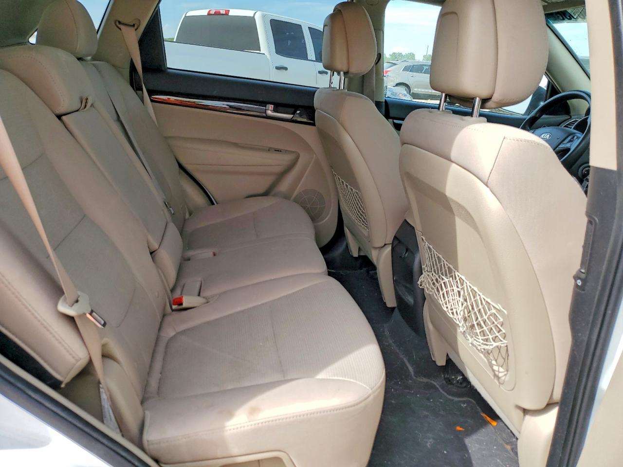 2015 Kia Sorento Lx White vin: 5XYKT3A61FG661463