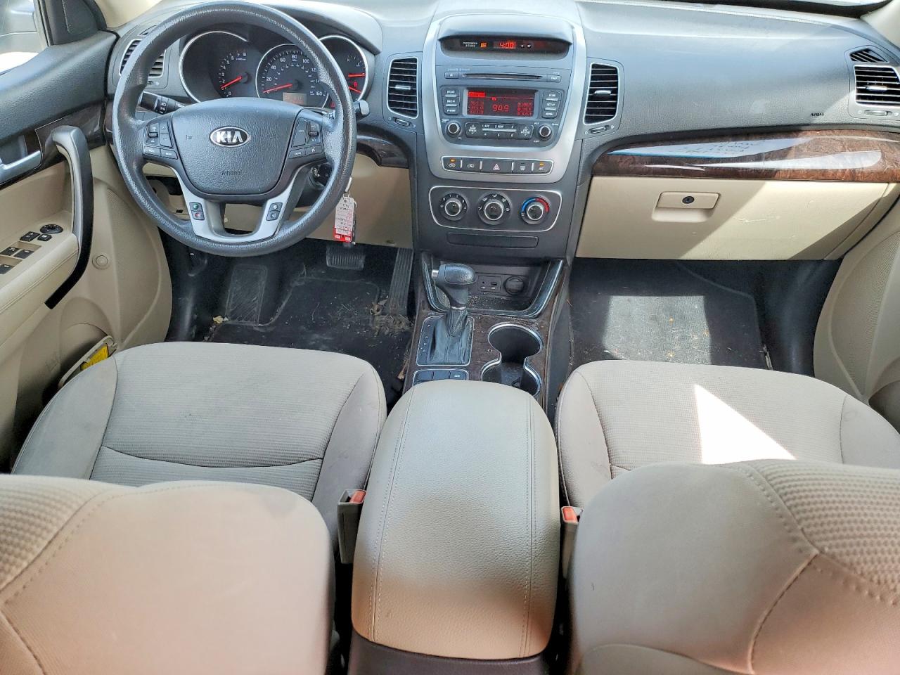2015 Kia Sorento Lx White vin: 5XYKT3A61FG661463