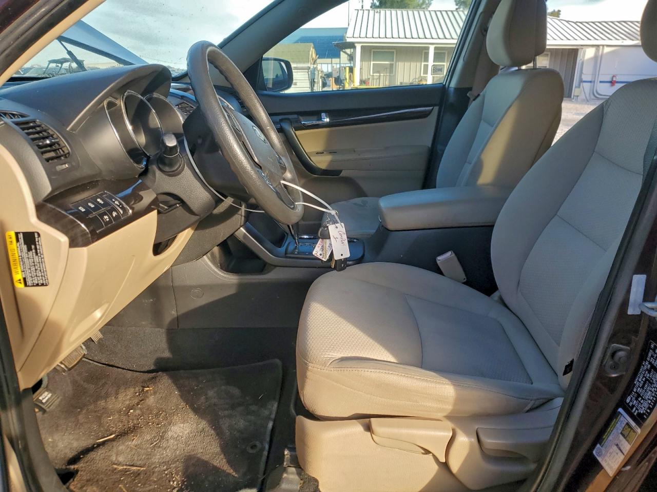 2012 Kia Sorento Base Burgundy vin: 5XYKT3A62CG226768