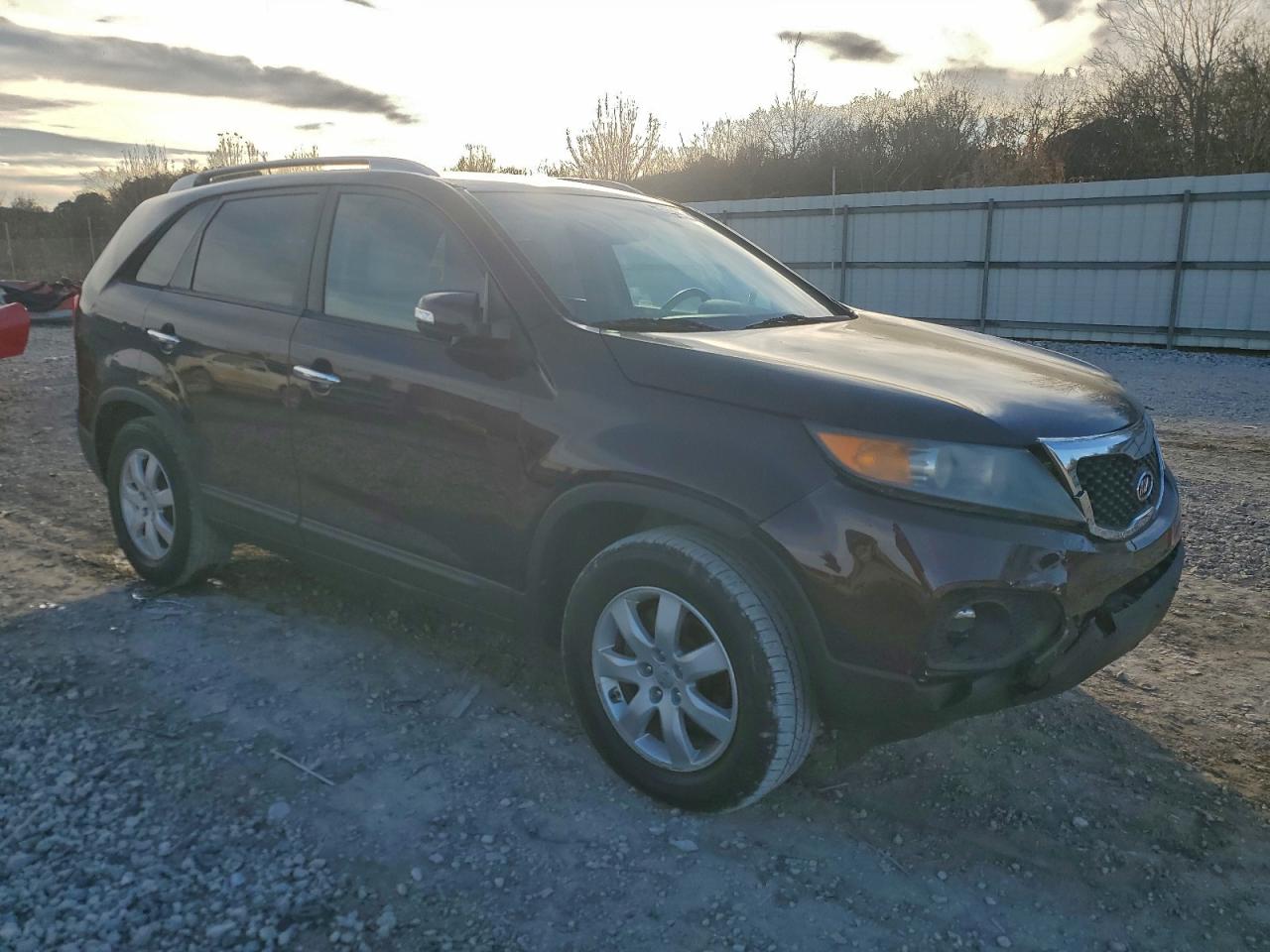 2012 Kia Sorento Base Burgundy vin: 5XYKT3A62CG226768