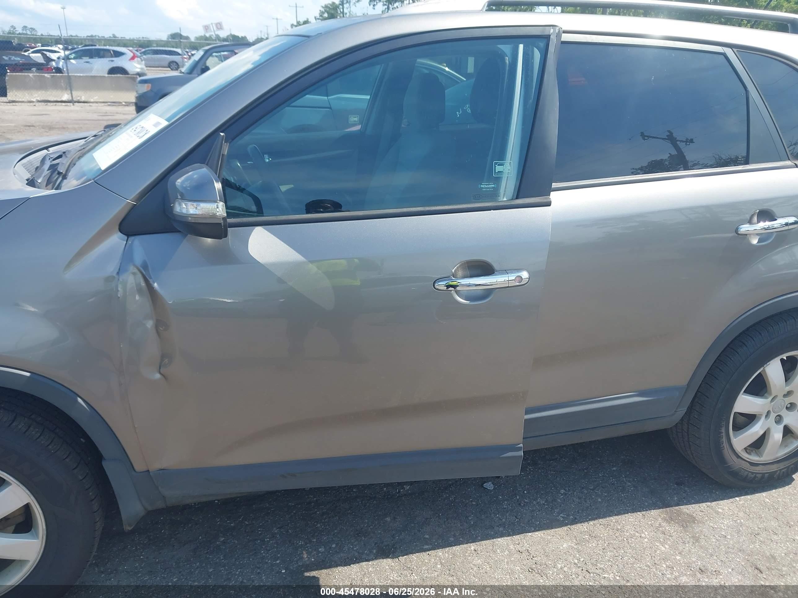 2013 Kia Sorento Lx Gray vin: 5XYKT3A62DG341484