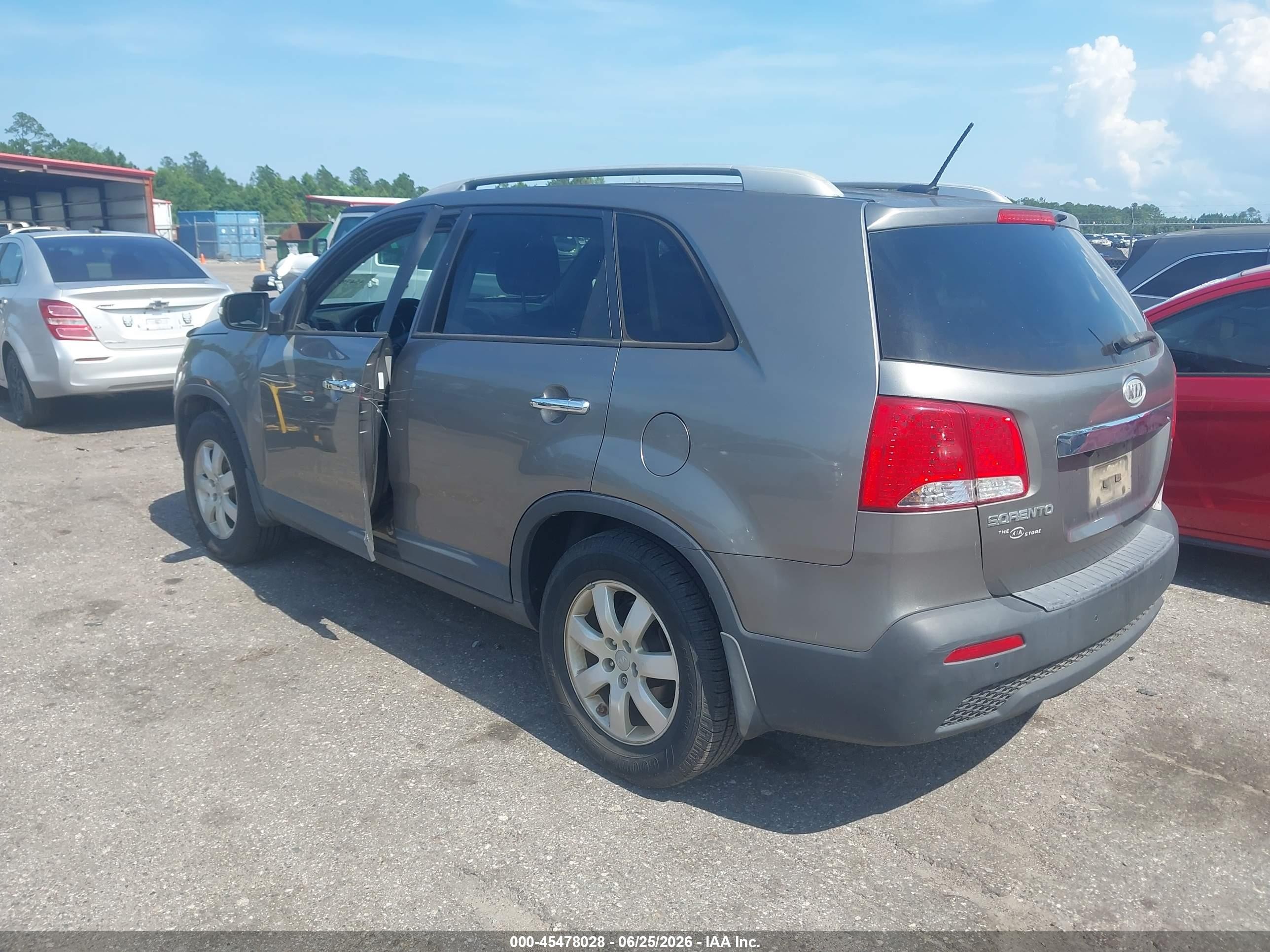 2013 Kia Sorento Lx Gray vin: 5XYKT3A62DG341484