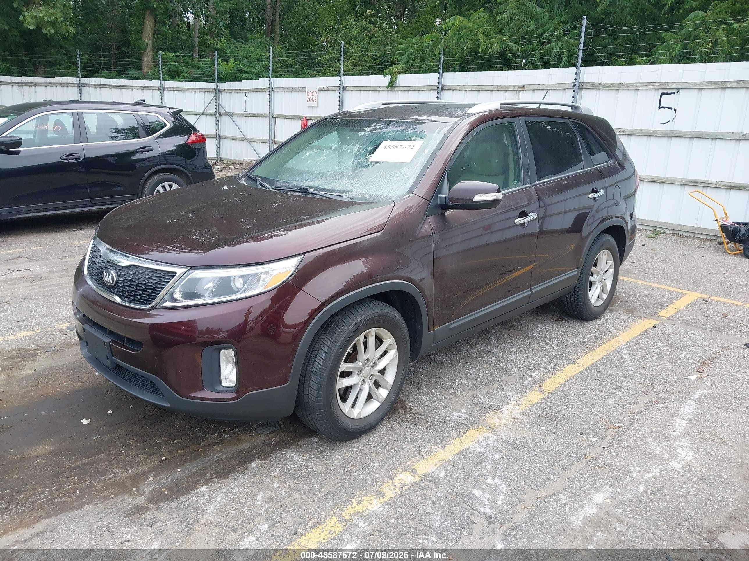 2014 Kia Sorento Lx Maroon vin: 5XYKT3A62EG450948