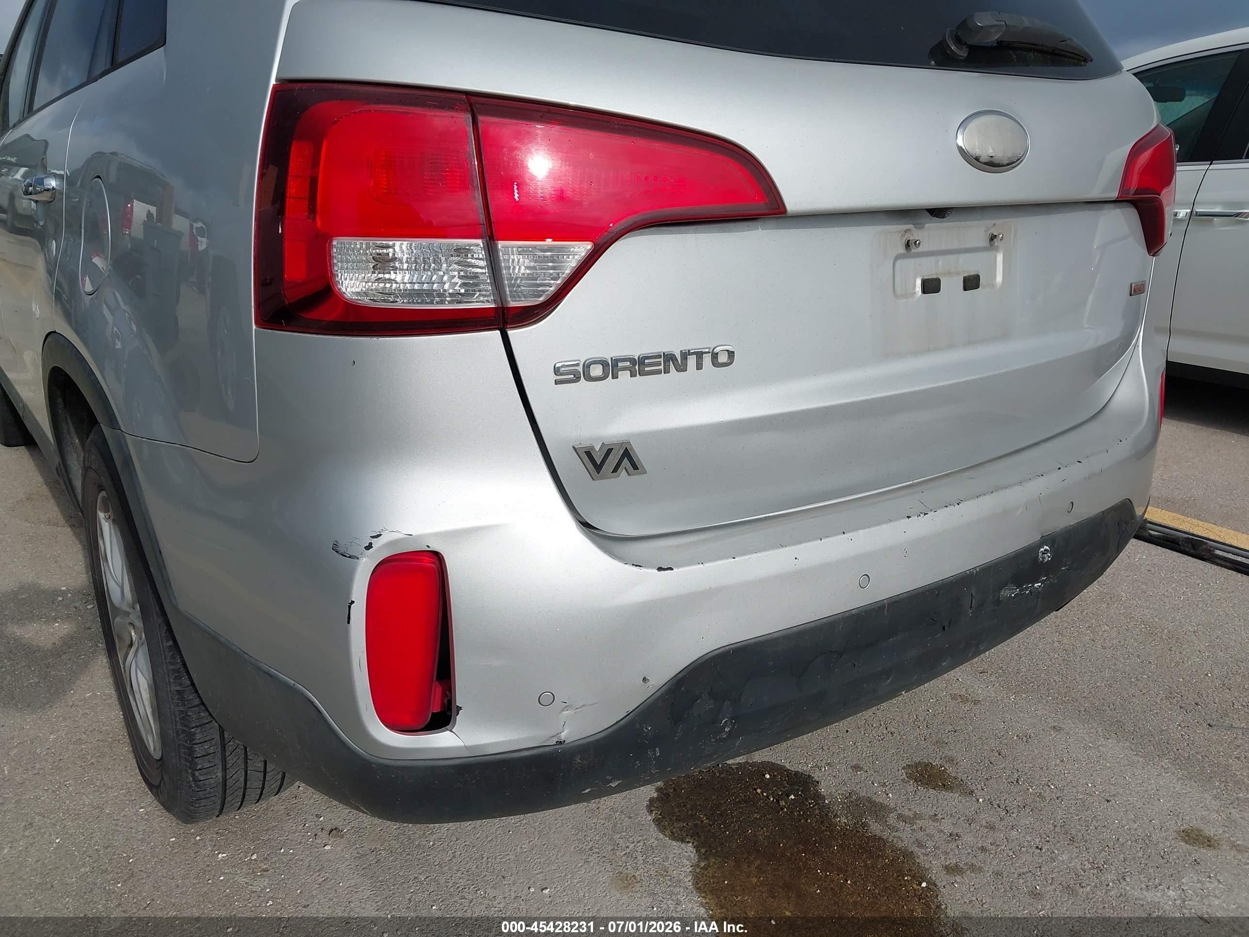 2014 Kia Sorento Lx Silver vin: 5XYKT3A62EG481052
