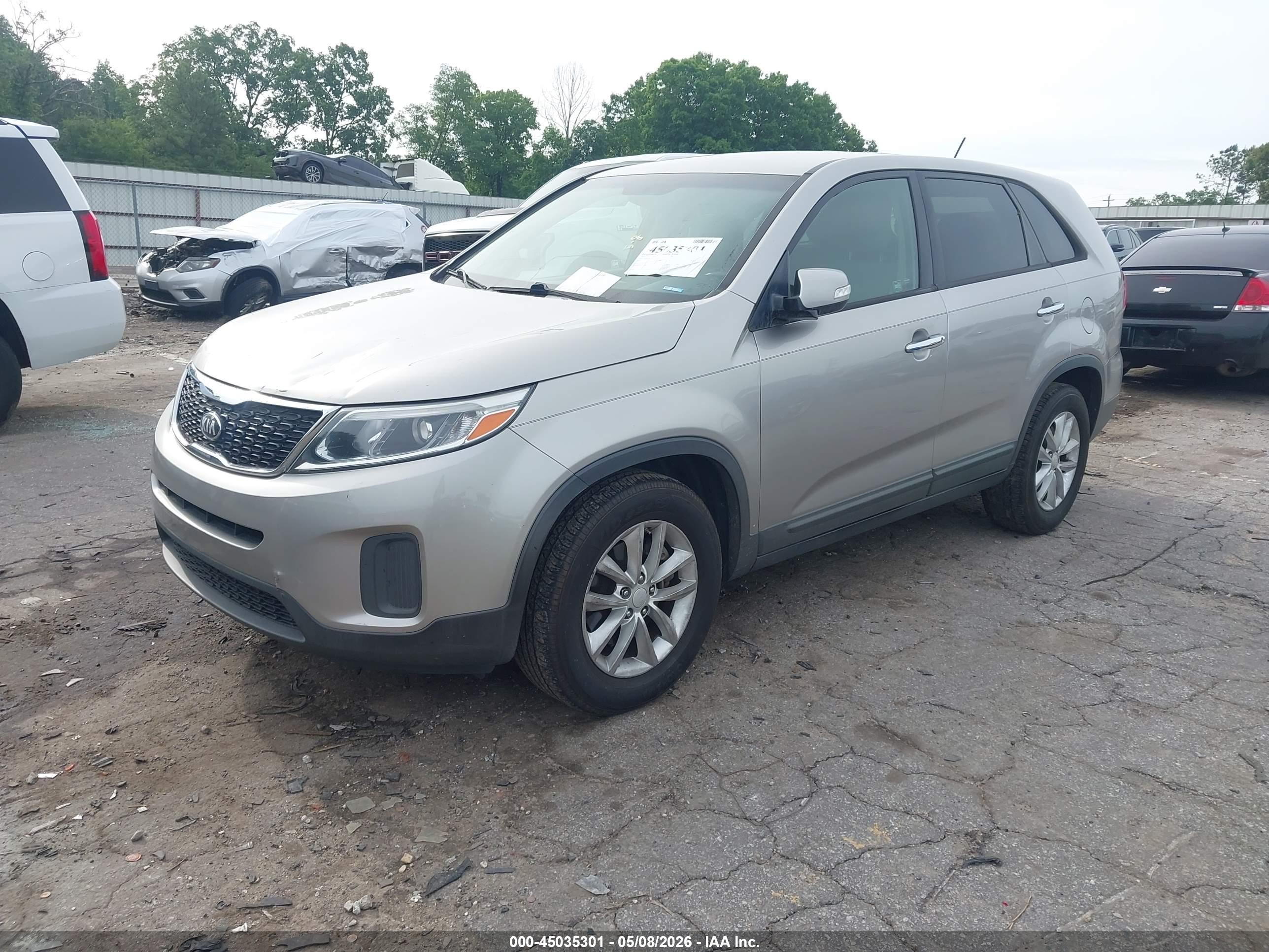 2014 Kia Sorento Lx Silver vin: 5XYKT3A62EG537314