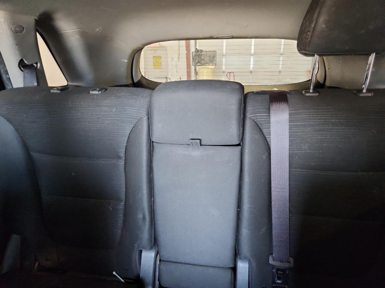 2015 Kia Sorento Lx Фиолетовый vin: 5XYKT3A62FG580620 Damage: Right Rear Headrest, Missing, Replacement Required