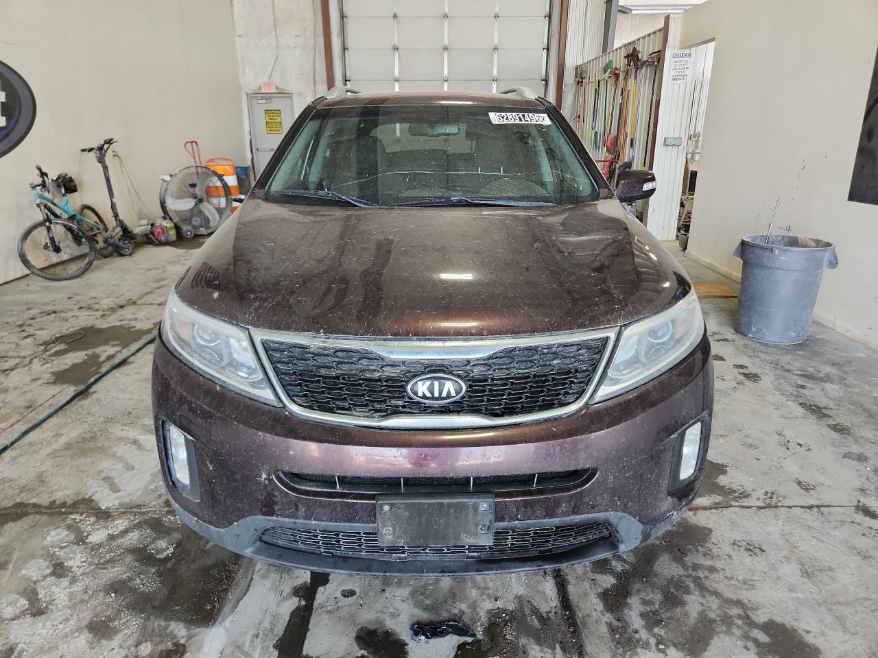 2015 Kia Sorento Lx Фиолетовый vin: 5XYKT3A62FG580620 Damage: Hood, Chipped, 10 Or More